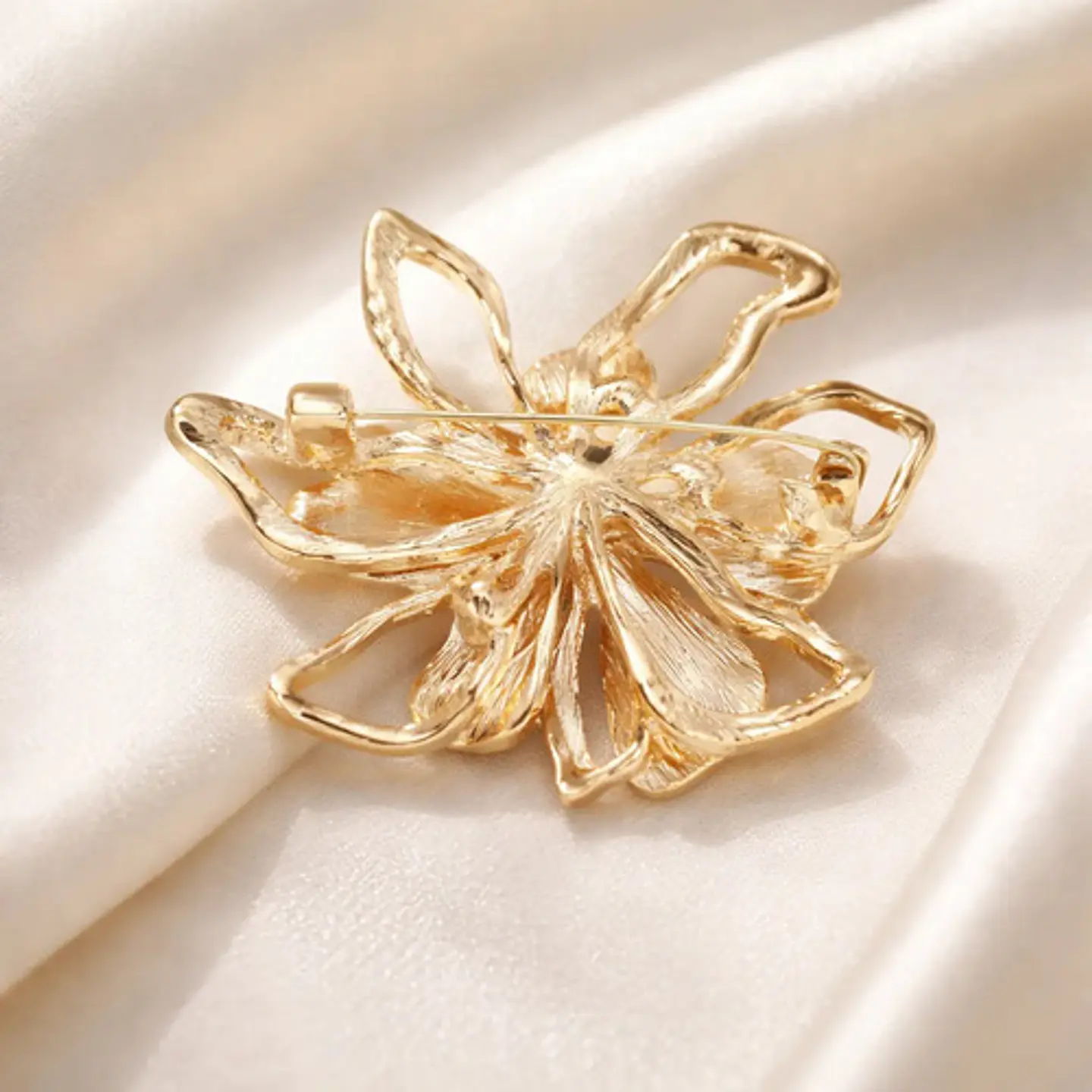 Broche De Alfiler Para Mujer Floral De Lujo Con Efecto Nácar 3