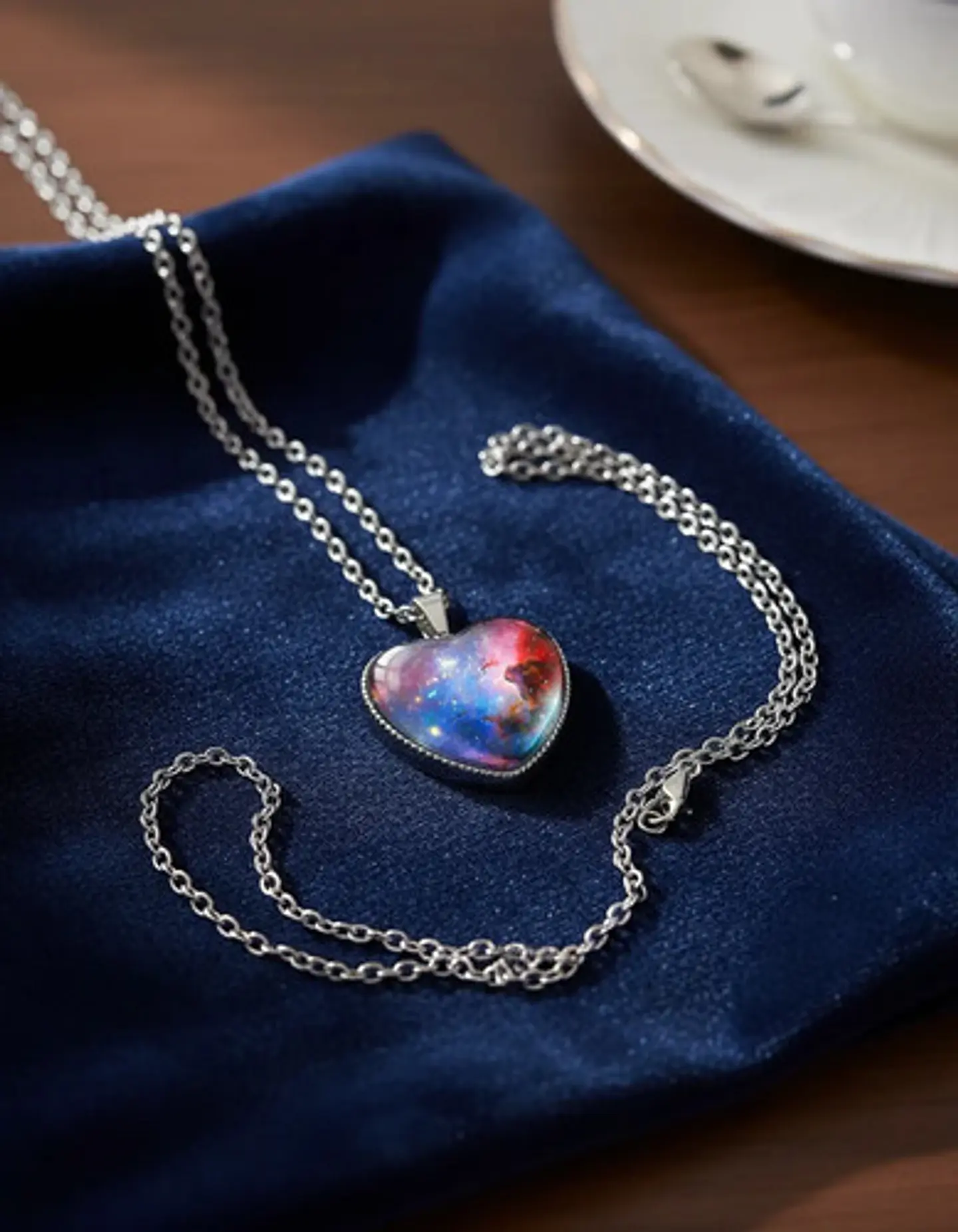 Collar Para Hombre Y Mujer Dije Corazon De Cristal Galaxia 11