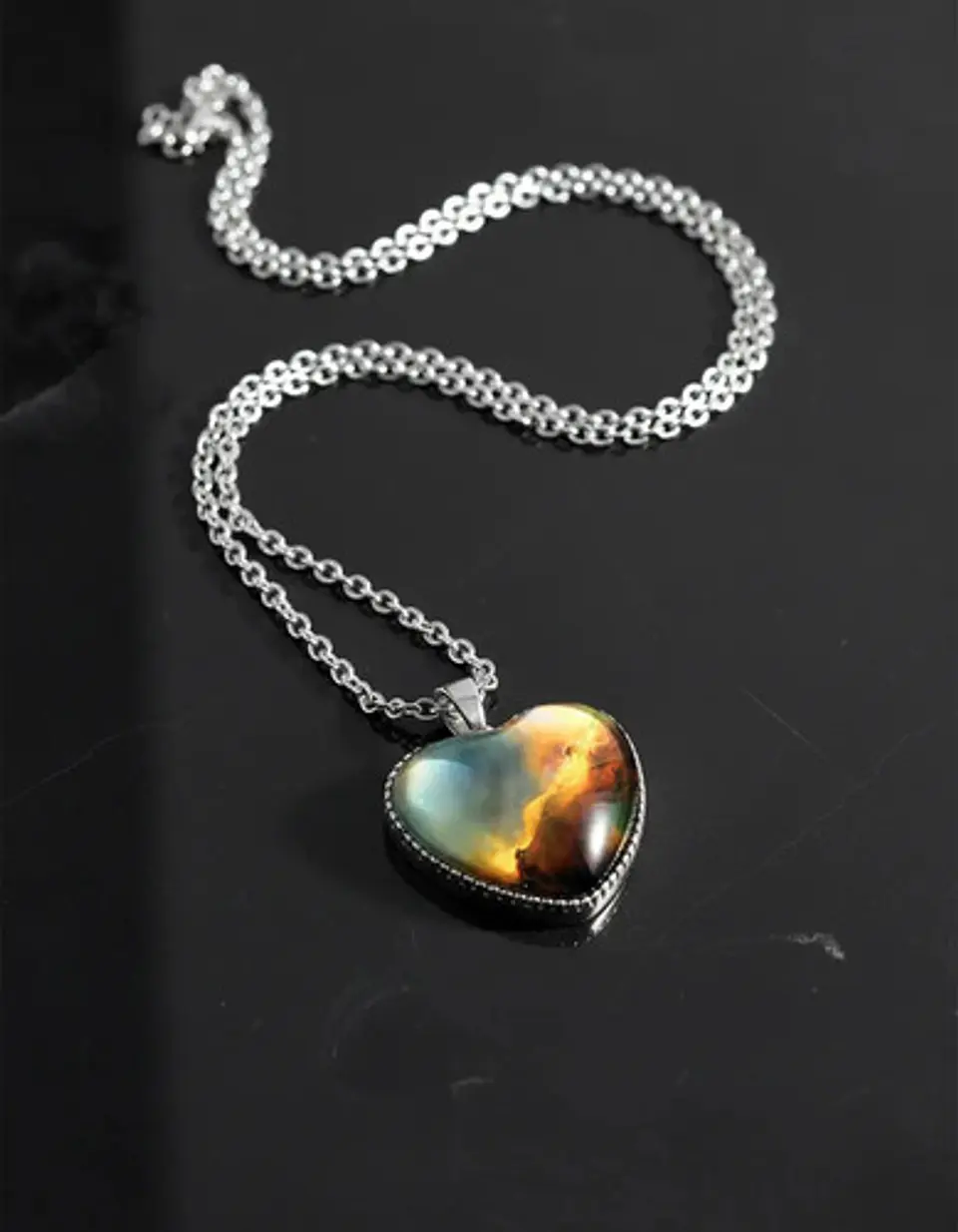 Collar Para Hombre Y Mujer Dije Corazon De Cristal Galaxia 38