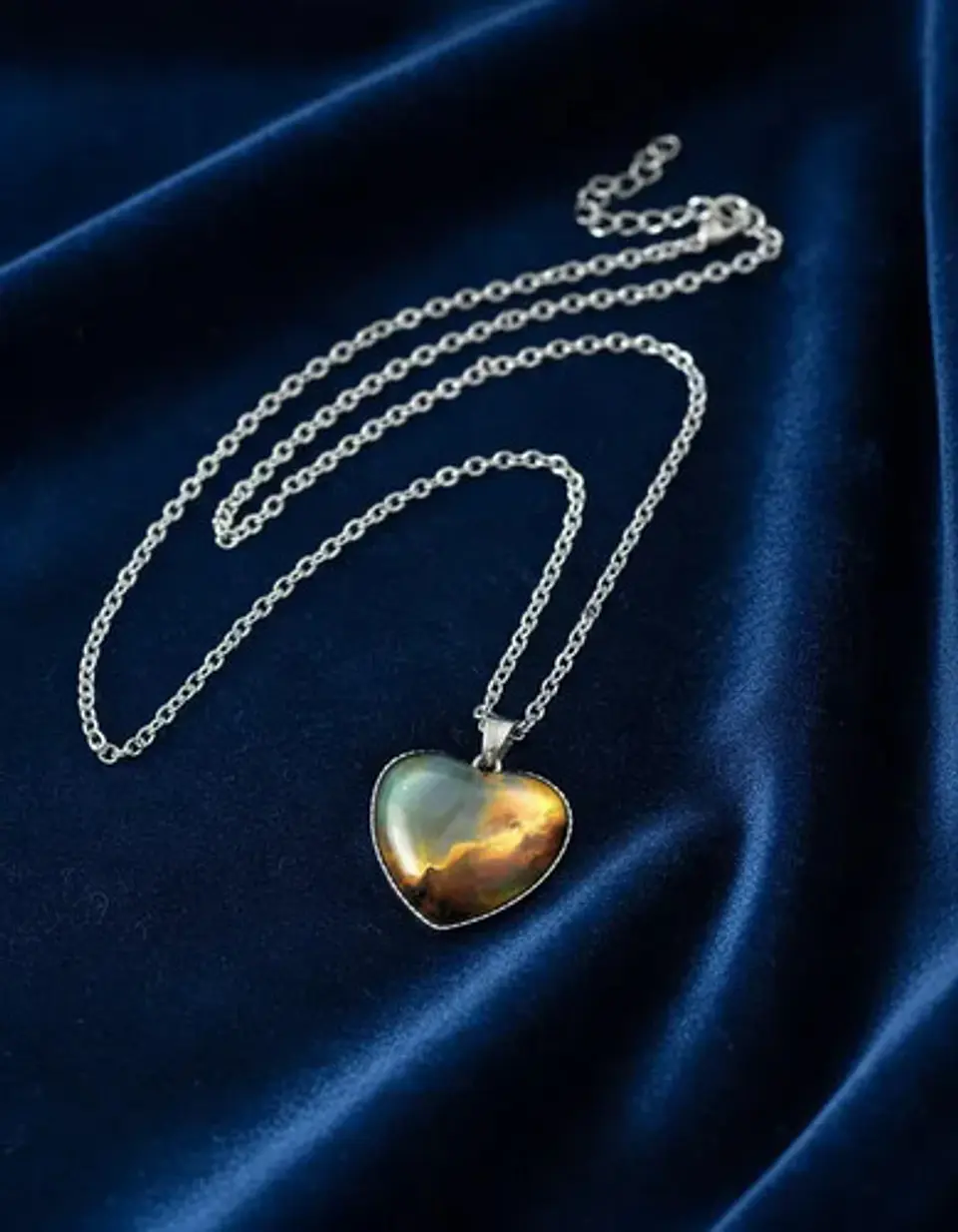 Collar Para Hombre Y Mujer Dije Corazon De Cristal Galaxia 40