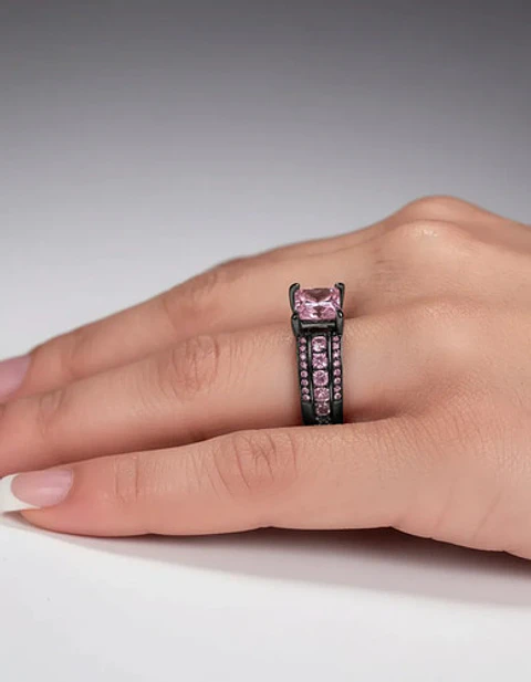 Anillo Vintage Moderno Negro Para Mujeres Con Piedra Lujo