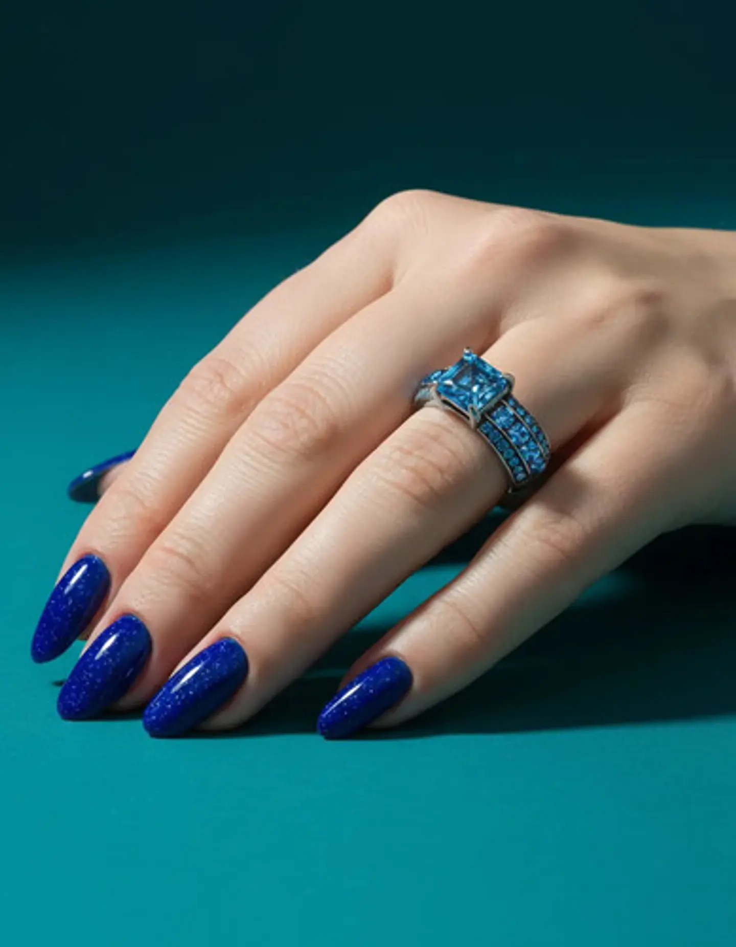 Anillo Vintage Moderno Negro Para Mujeres Con Piedra Lujo 23
