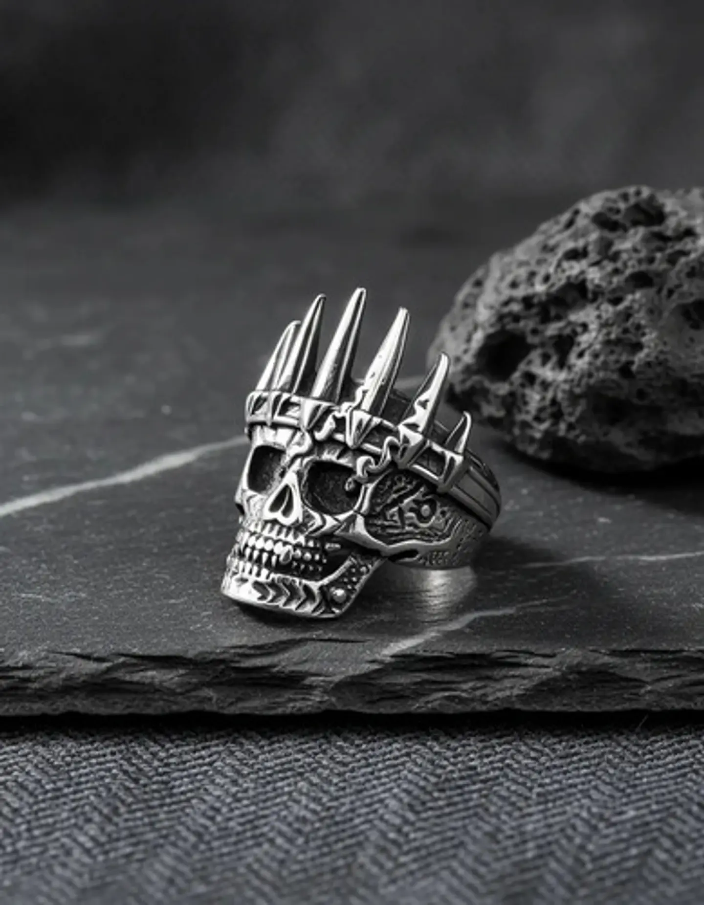 Anillo Para Hombres De Acero Forma De Rey Calavera Cráneo 5