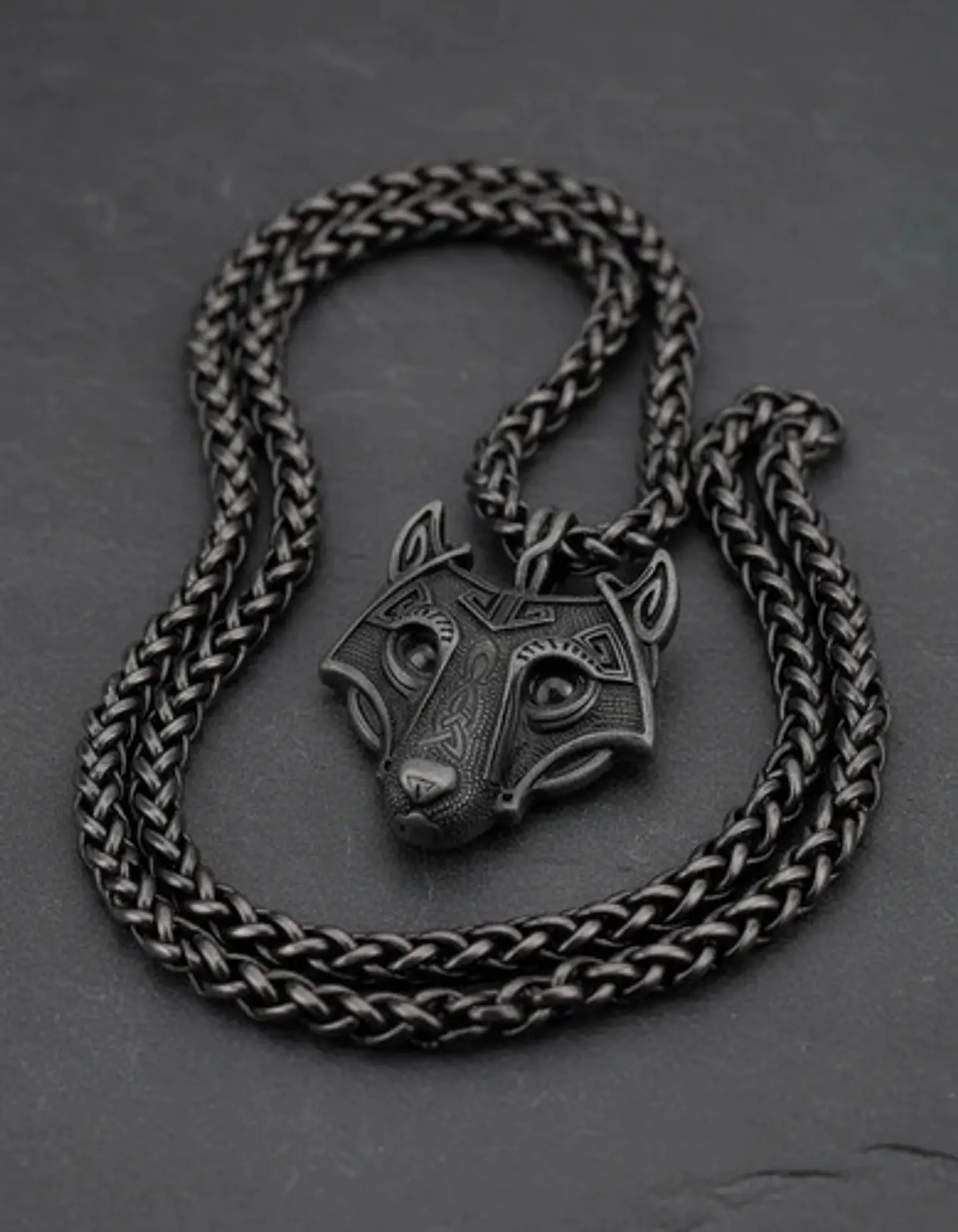 Collar Envejecido Para Hombre Dije Forma Cabeza Lobo Vikingo 3