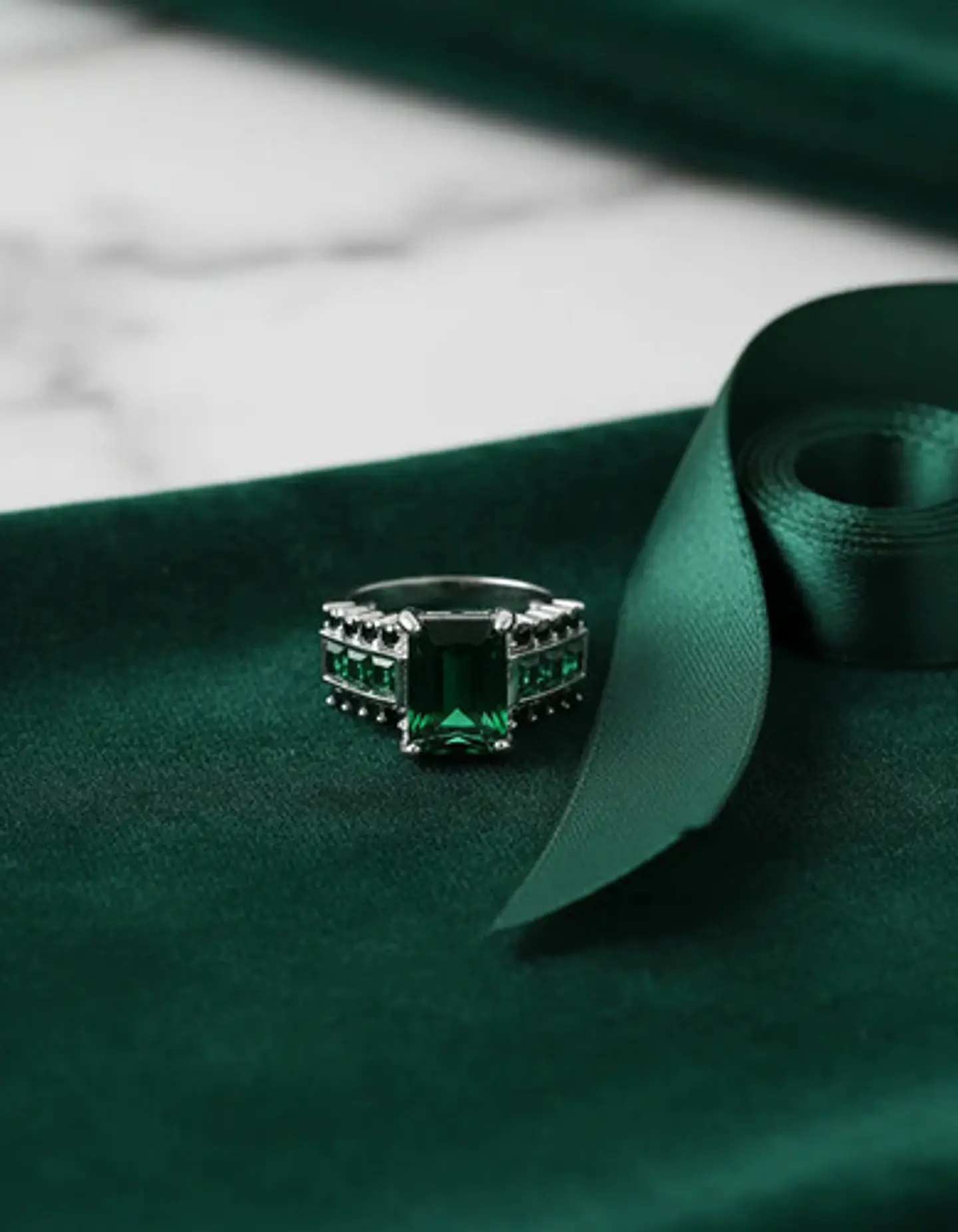 Anillo Vintage Moderno Negro Para Mujeres Con Piedra Cz Lujo 14
