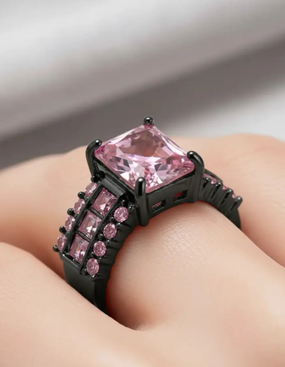 Anillo Vintage Moderno Negro Para Mujeres Con Piedra Cz Lujo 22