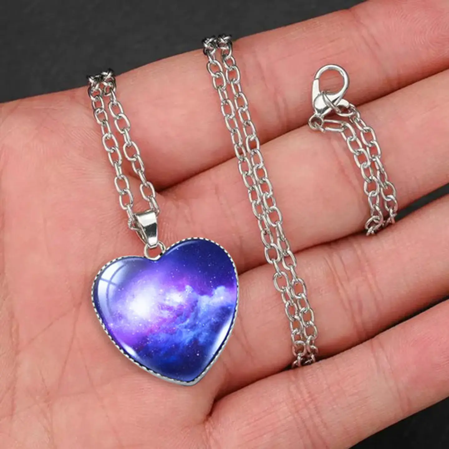 Collar Para Hombres Y Mujeres Dije Corazón Nebulosa Galaxia 6
