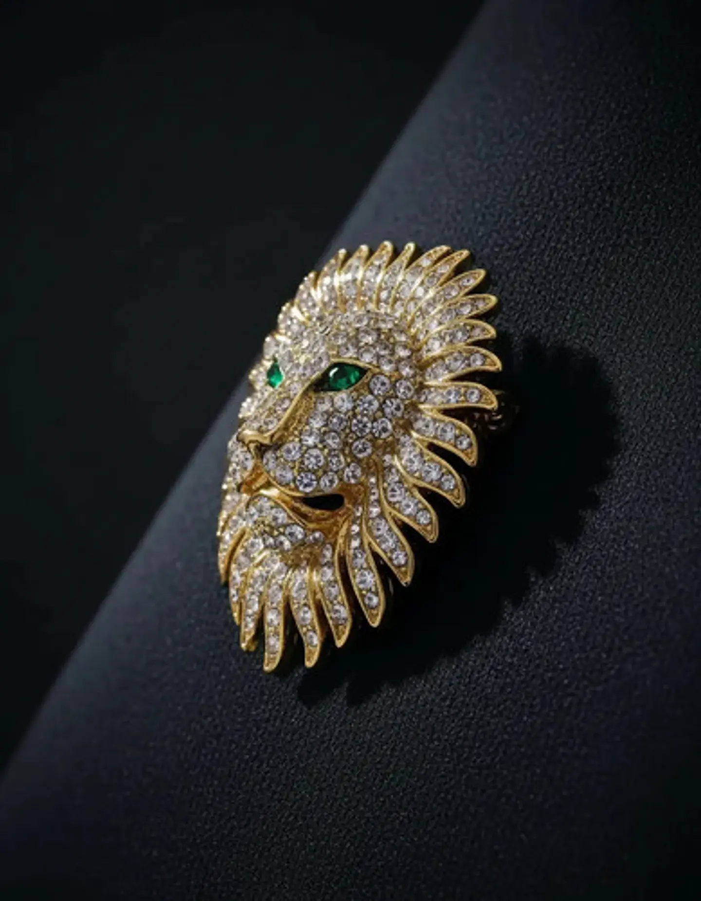 Broche De Alfiler Para Hombre Y Mujer León Imperial Cristal 10