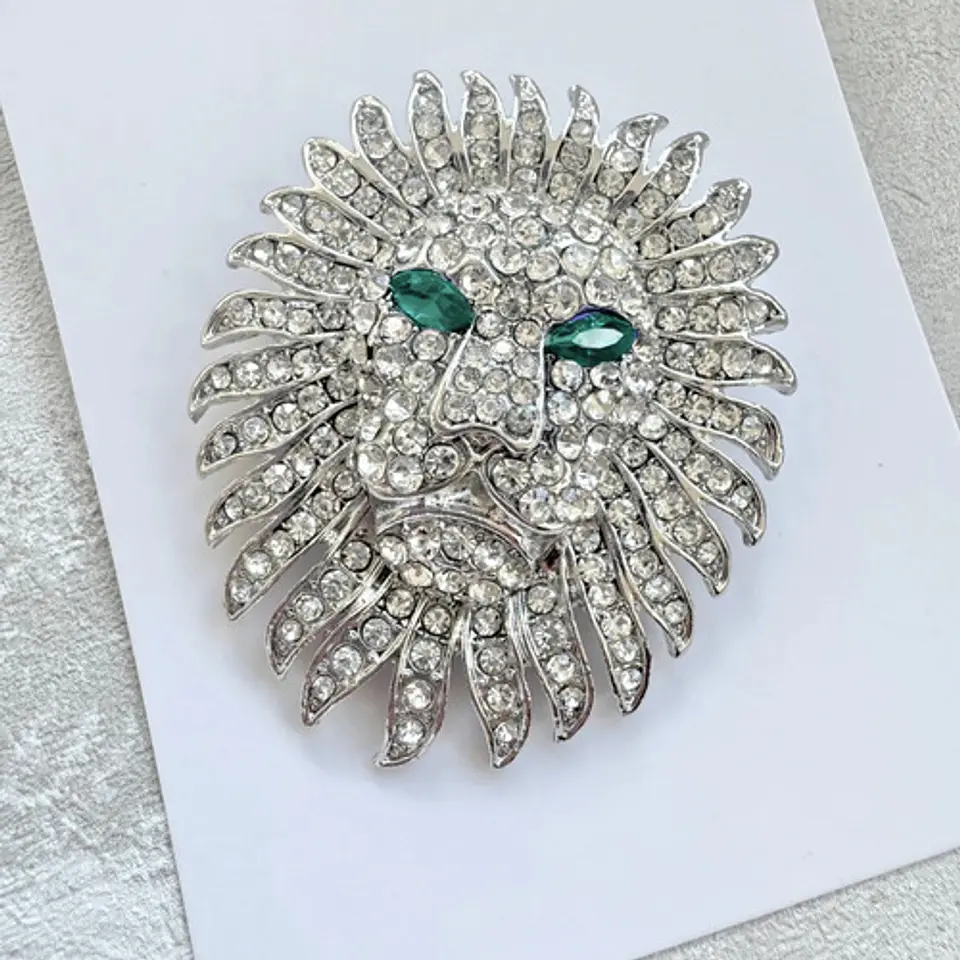 Broche De Alfiler Para Hombre Y Mujer León Imperial Cristal 12