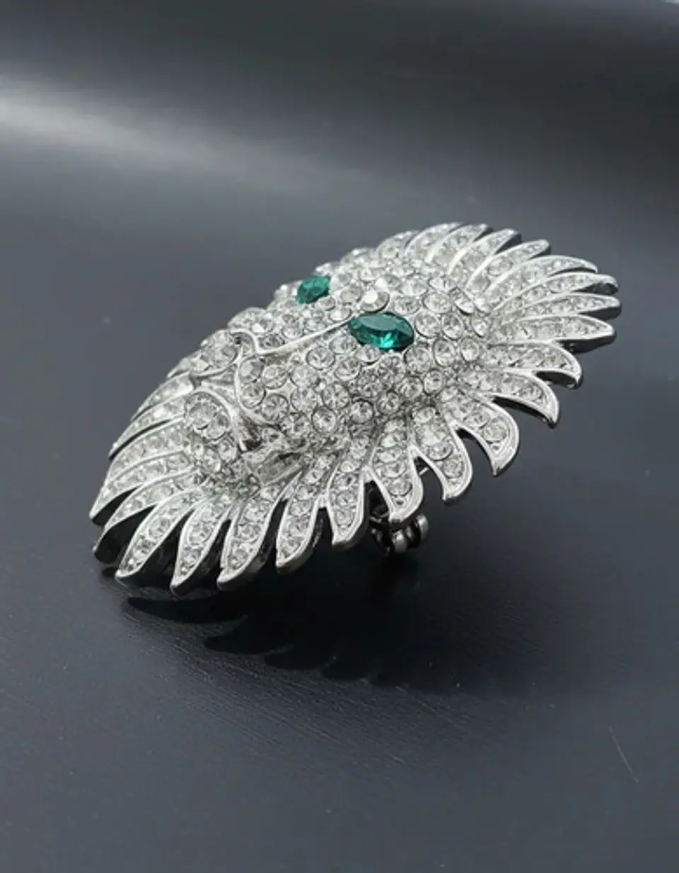 Broche De Alfiler Para Hombre Y Mujer León Imperial Cristal 17