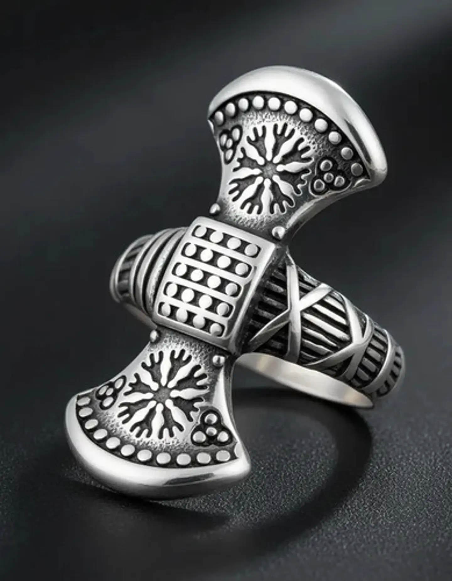 Anillo Para Hombres Vikingo De Acero Color Plata Halo Hacha 7