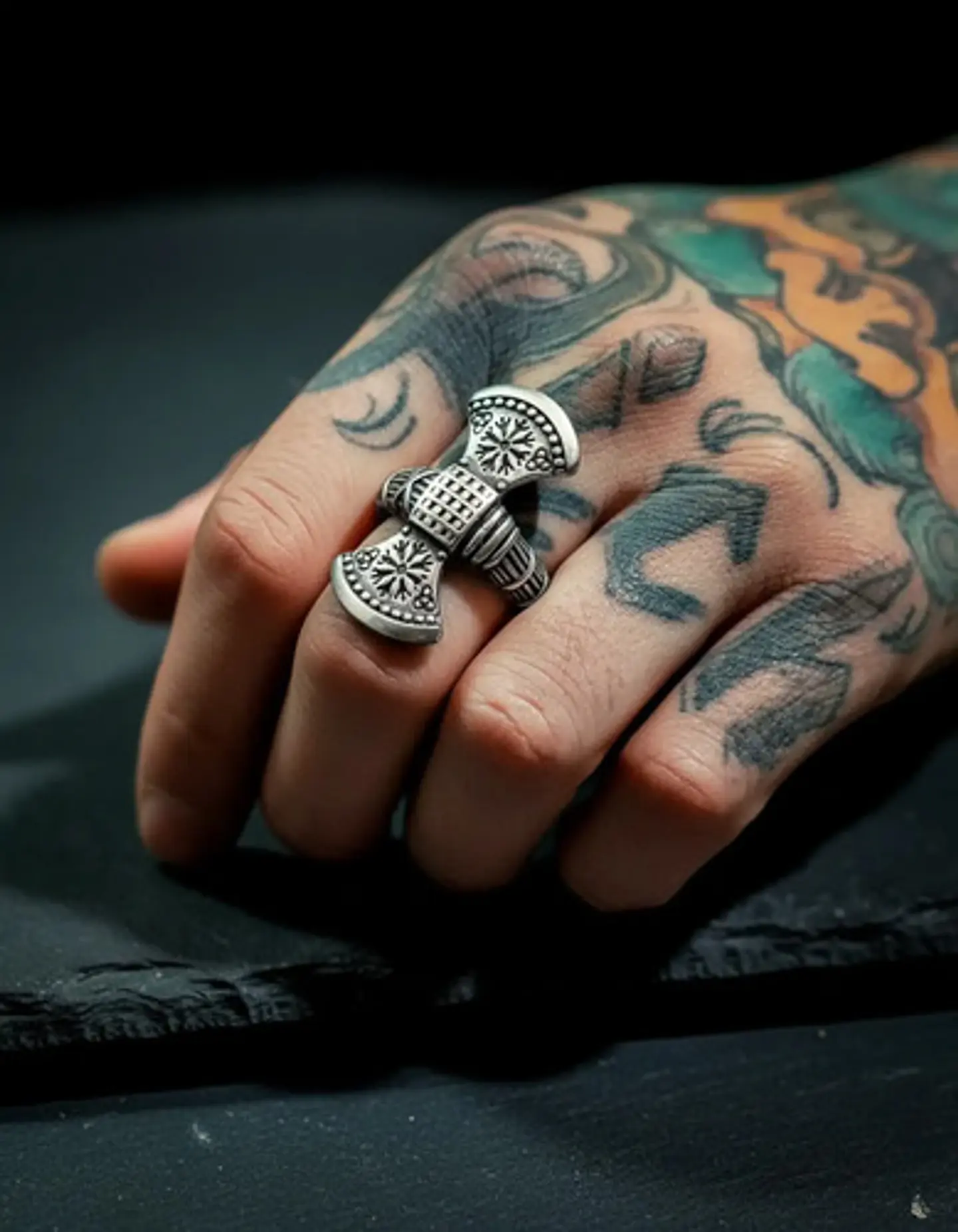 Anillo Para Hombres Vikingo De Acero Color Plata Halo Hacha 10