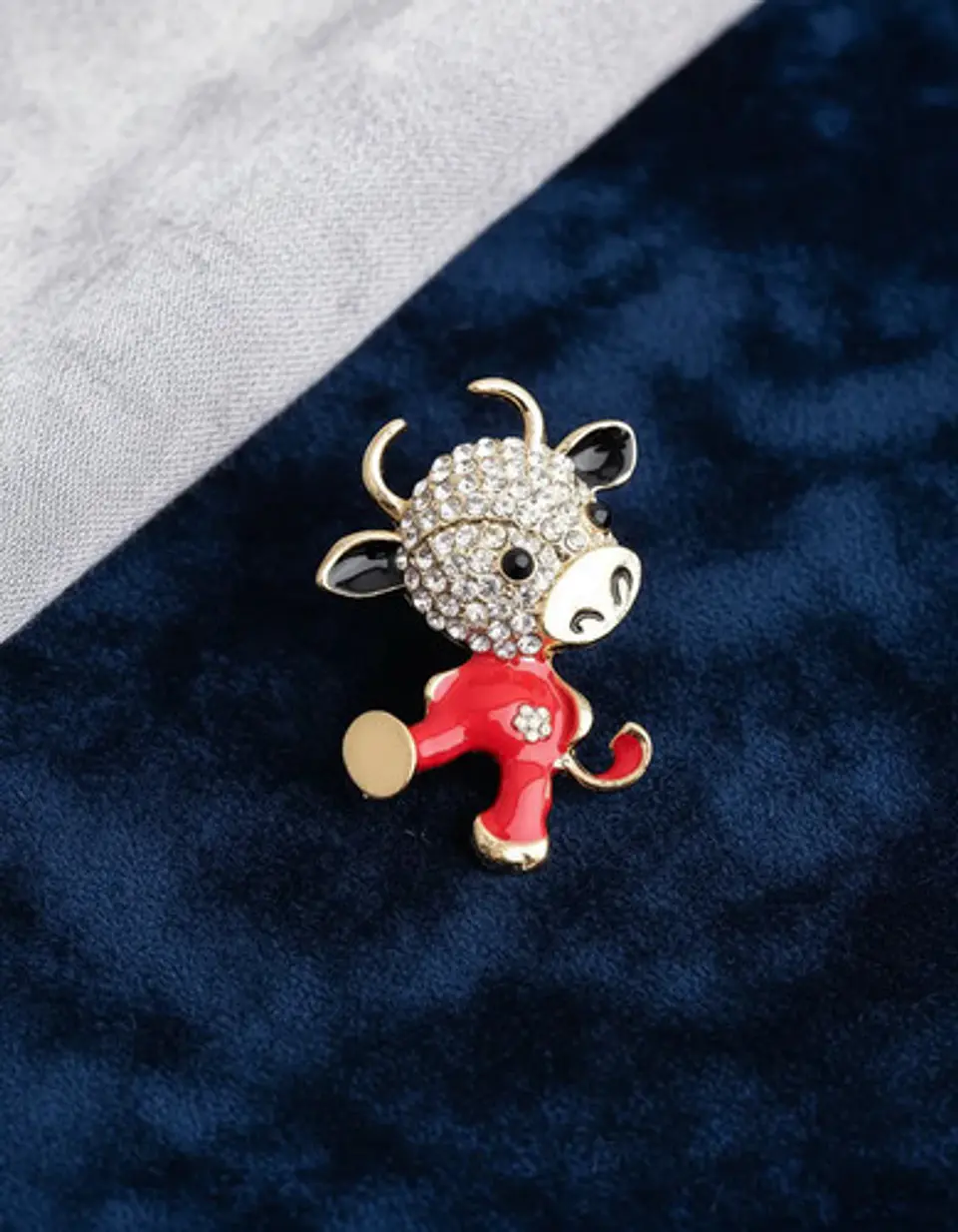 Broche Para Mujeres De Alfiler Vaca Kawaii Esmaltada Piedras 8