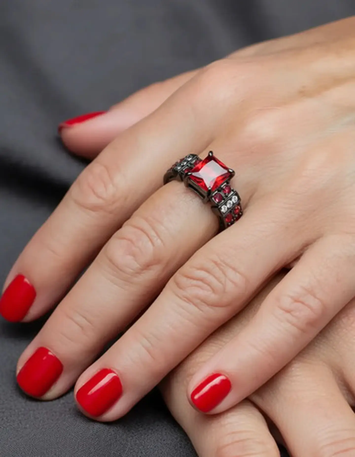 Anillo Negro Vintage Moderno Para Mujeres Piedras Cz Lujo 4