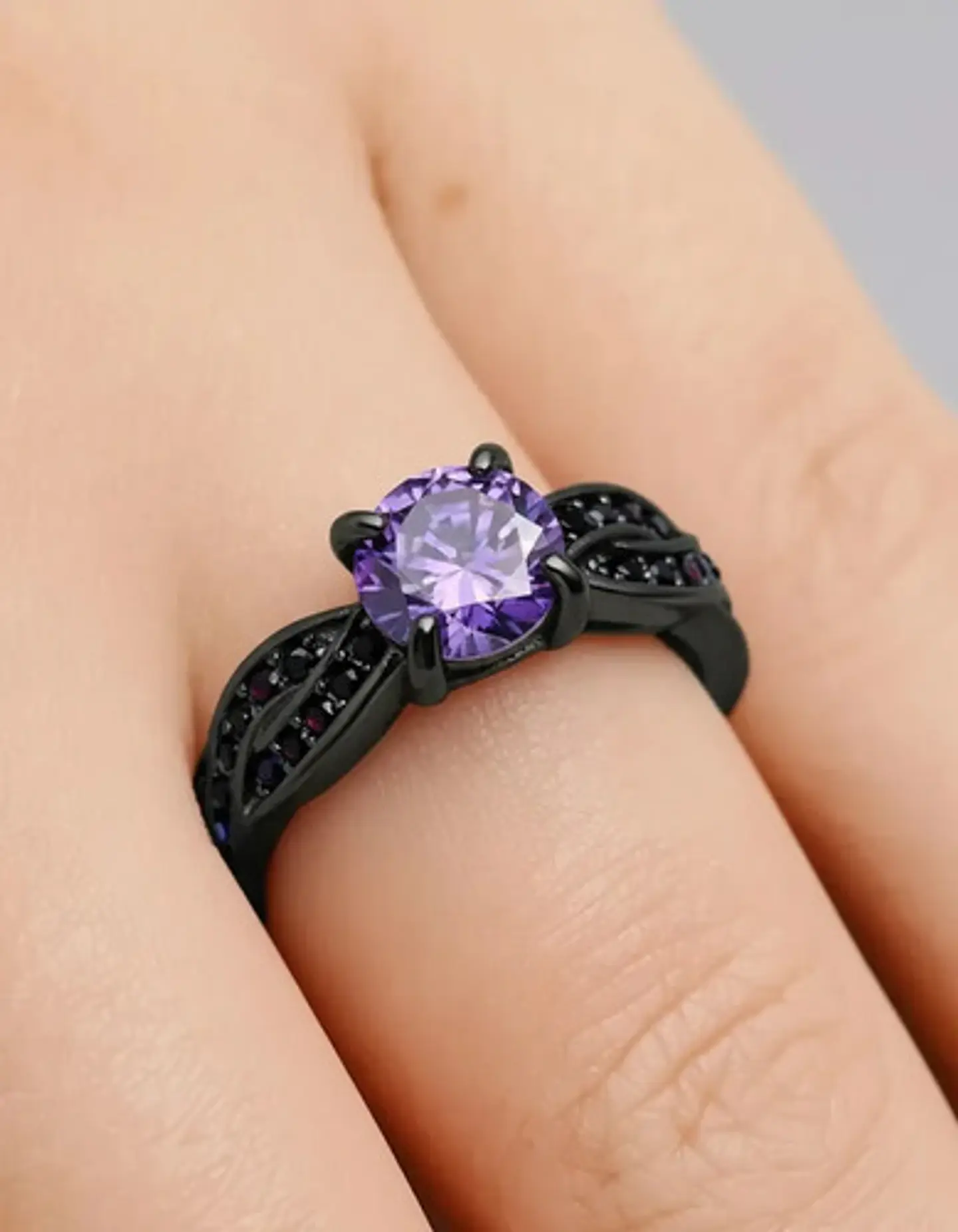 Anillo Moderno Negro Para Mujeres Elegante Cz Corte Redondo 5