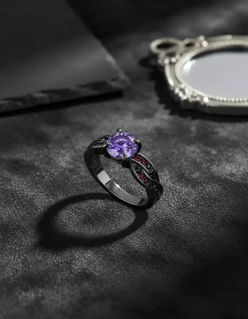 Anillo Moderno Negro Para Mujeres Elegante Cz Corte Redondo 7