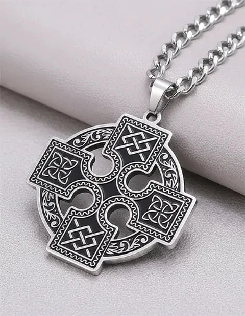 Collar Para Hombre Y Mujer Dije Nudo Bruja Cruz Celta Acero