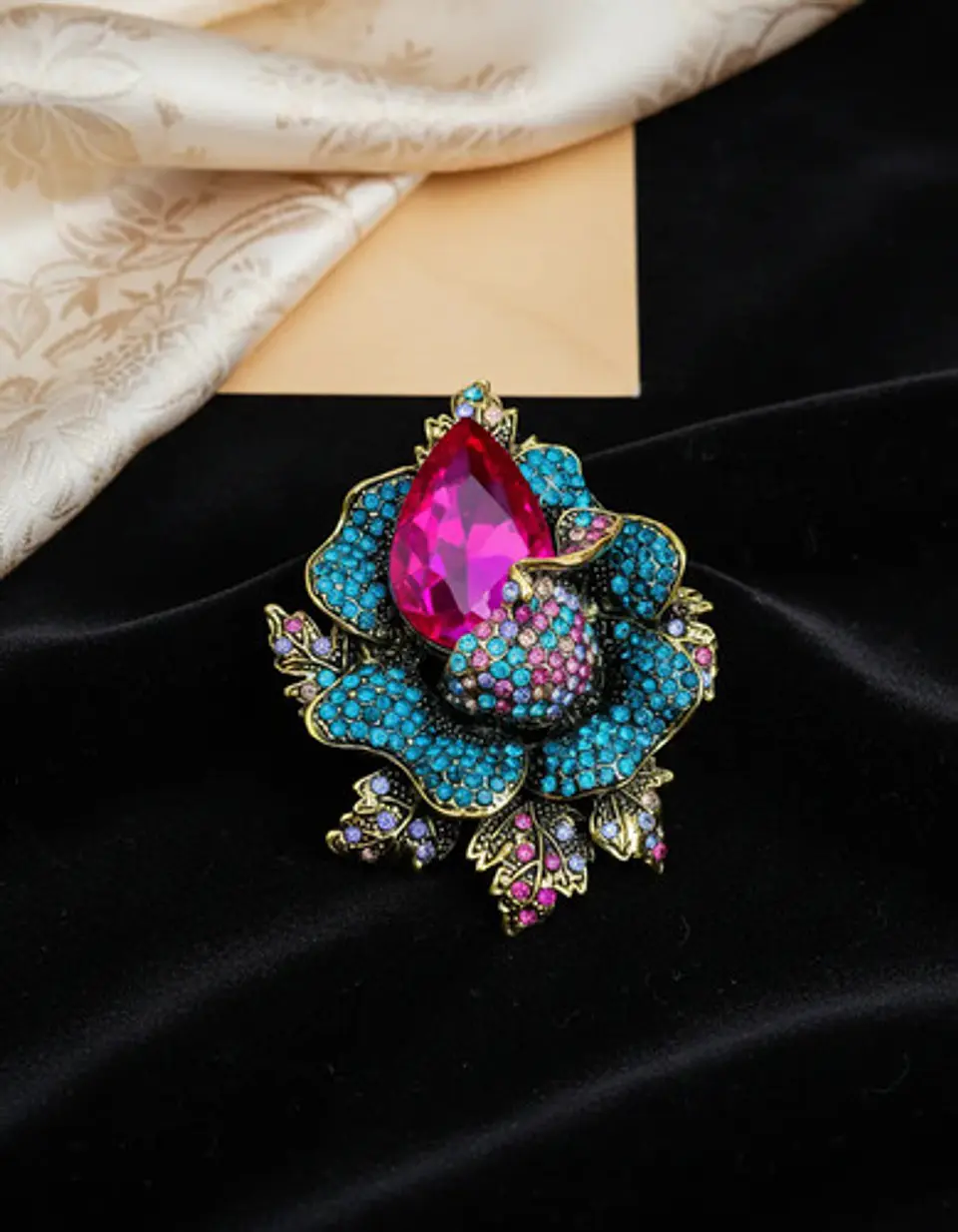 Broche De Alfiler Para Mujeres Flor Vintage Con Piedras Cz 3