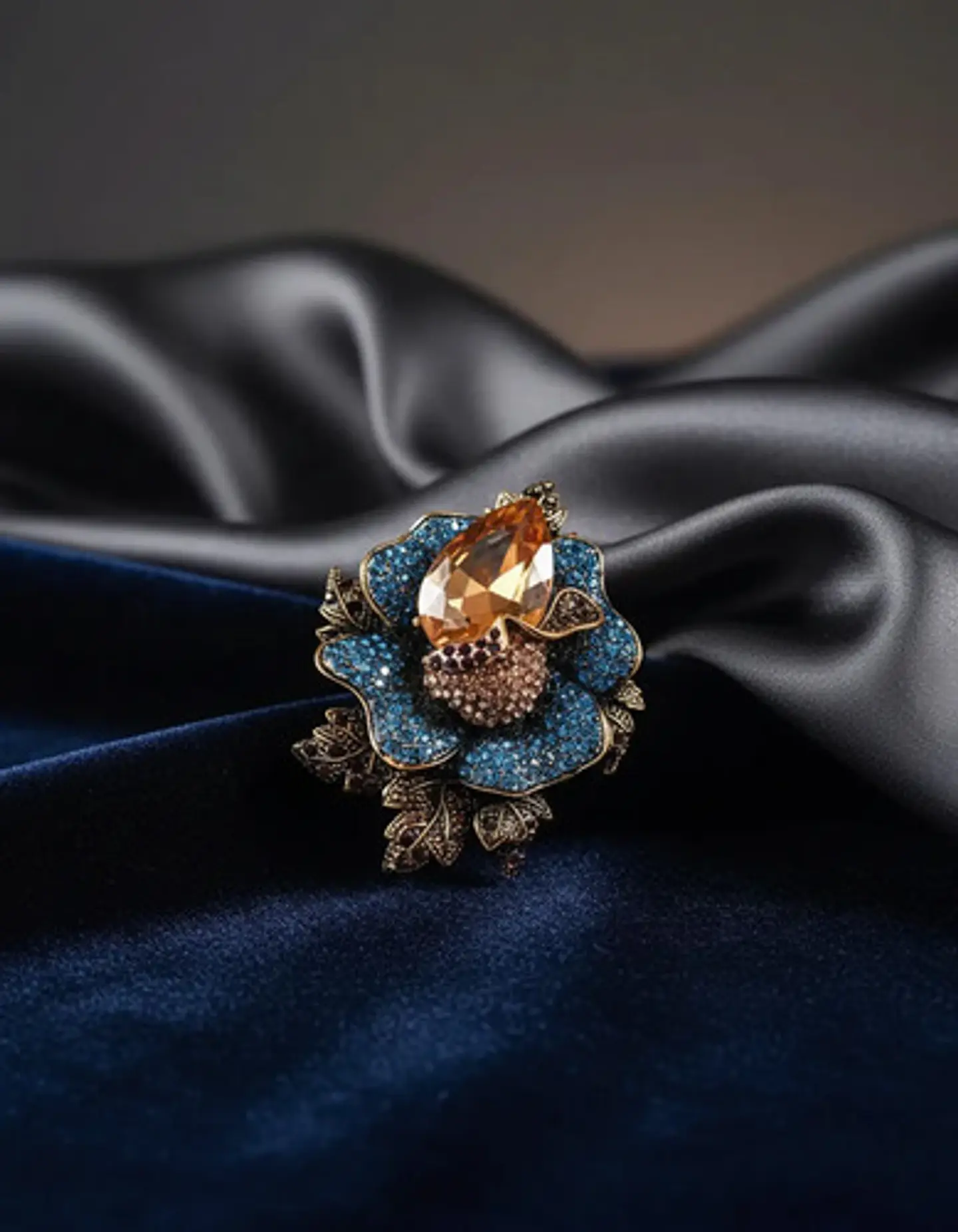 Broche De Alfiler Para Mujeres Flor Vintage Con Piedras Cz 12