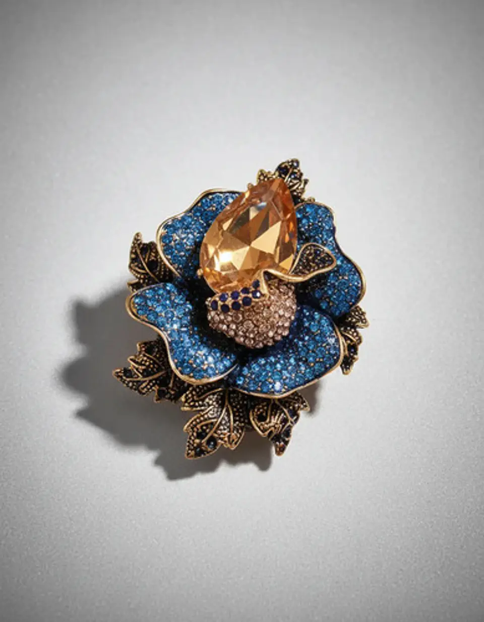 Broche De Alfiler Para Mujeres Flor Vintage Con Piedras Cz 18