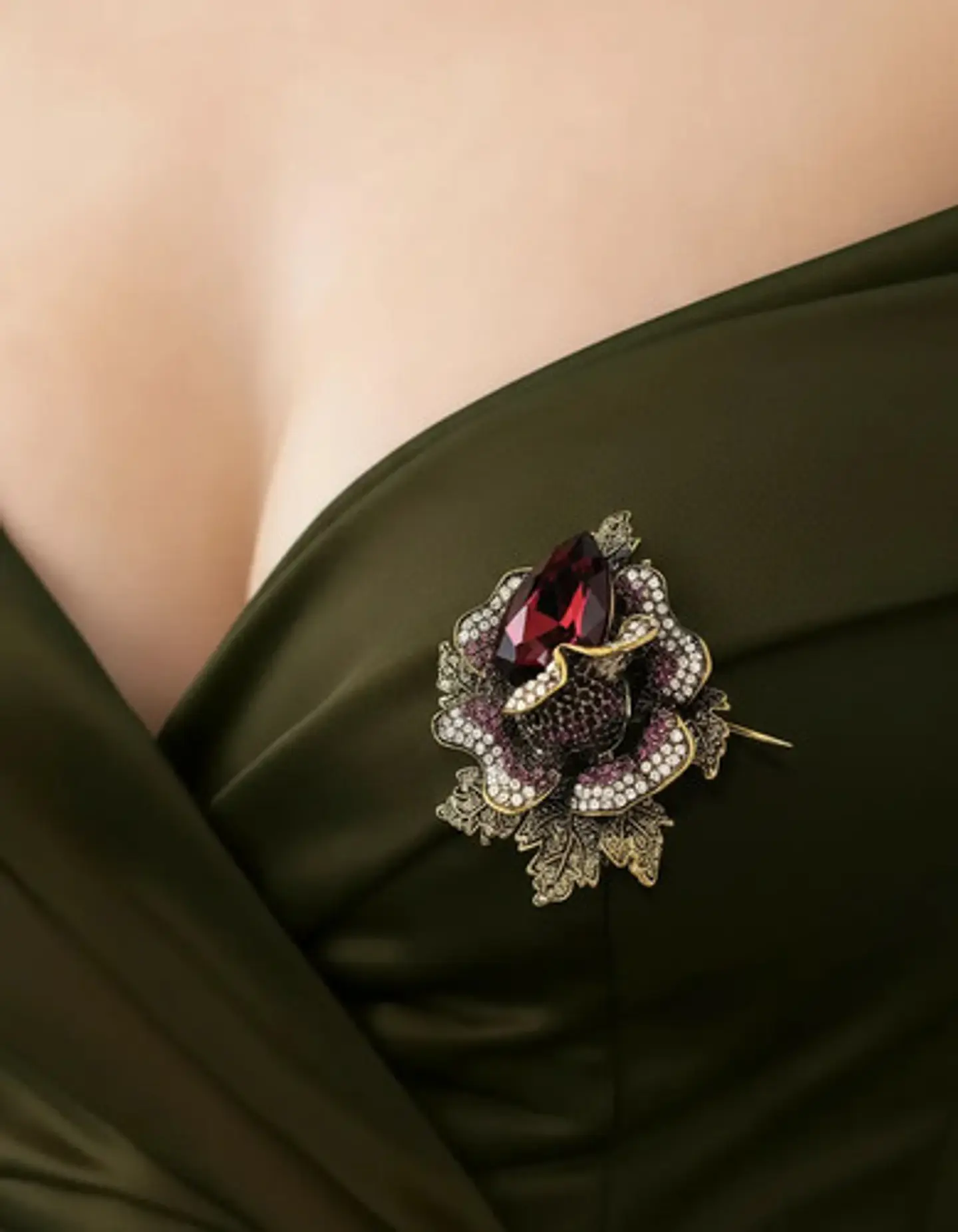 Broche De Alfiler Para Mujeres Flor Vintage Con Piedras Cz 25