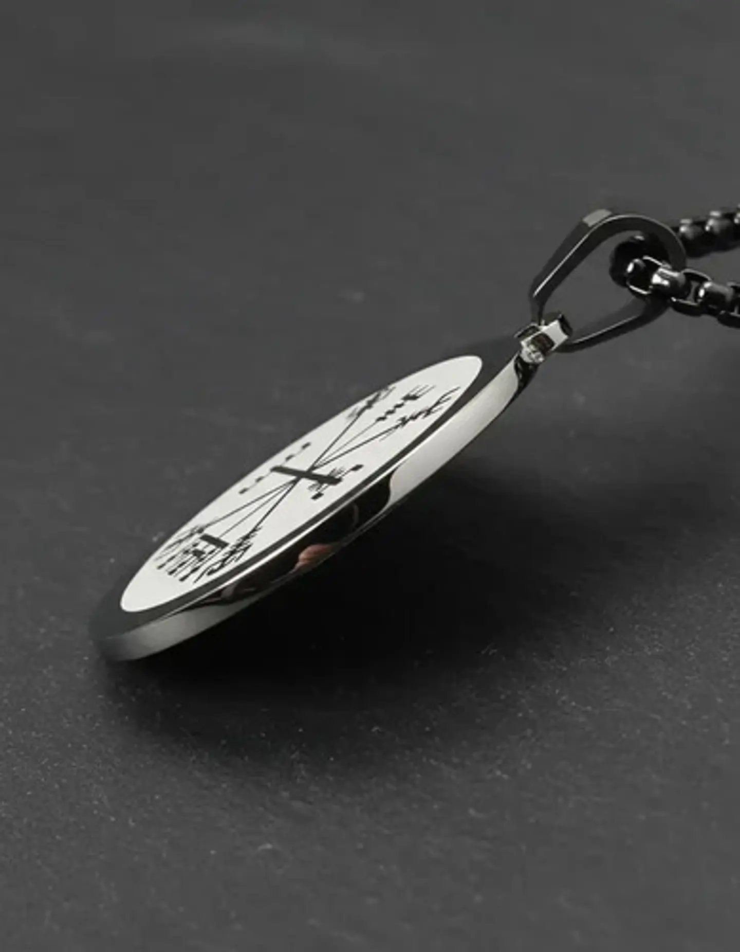 Collar Vikingo De Acero Para Hombres Y Mujeres Dije Vegvísir 20