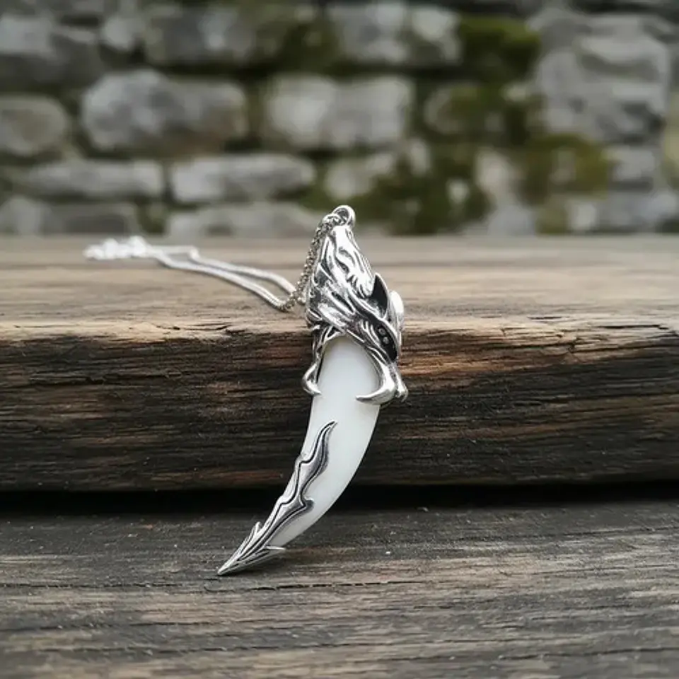 Collar Vikingo Para Hombre Y Mujer Dije En Forma Diente Lobo 8