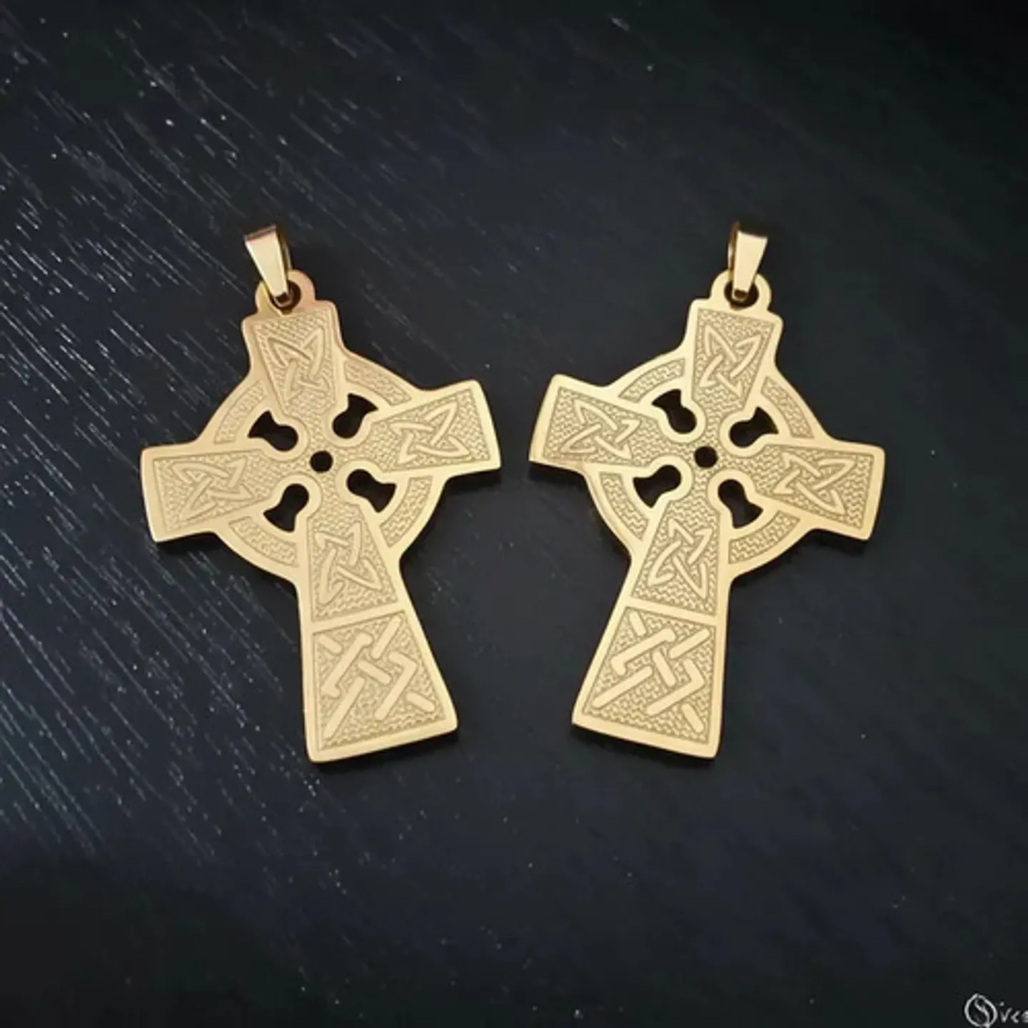 Pack X2 De Acero Para Hombre Mujer Dijes Amuletos Cruz Celta 2