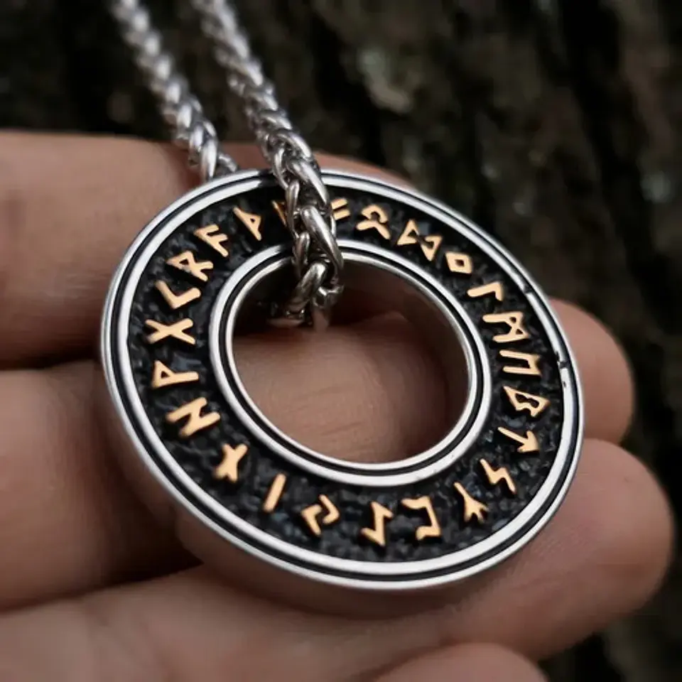 Collar Vikingo En Acero Para Hombres Dije Circular De Runas 6