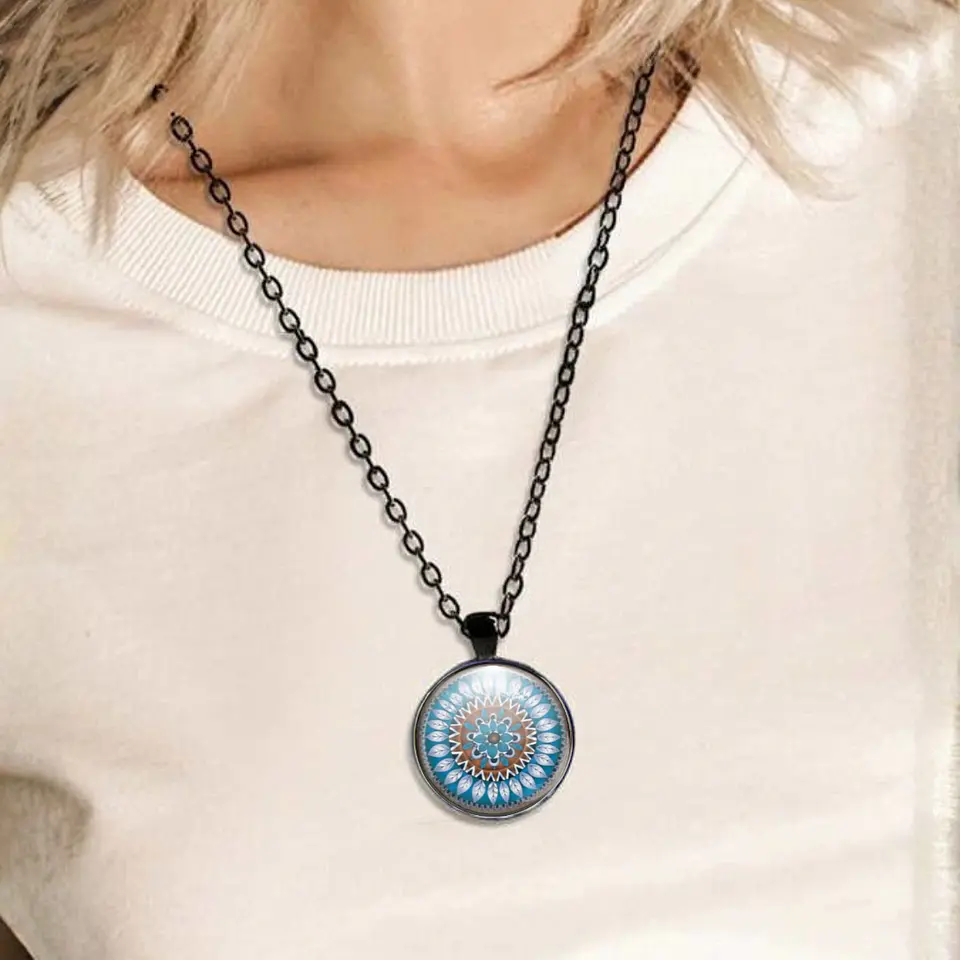 Collar para Hombre y mujer dije Serenidad Mandala Brilla En La Oscuridad 2