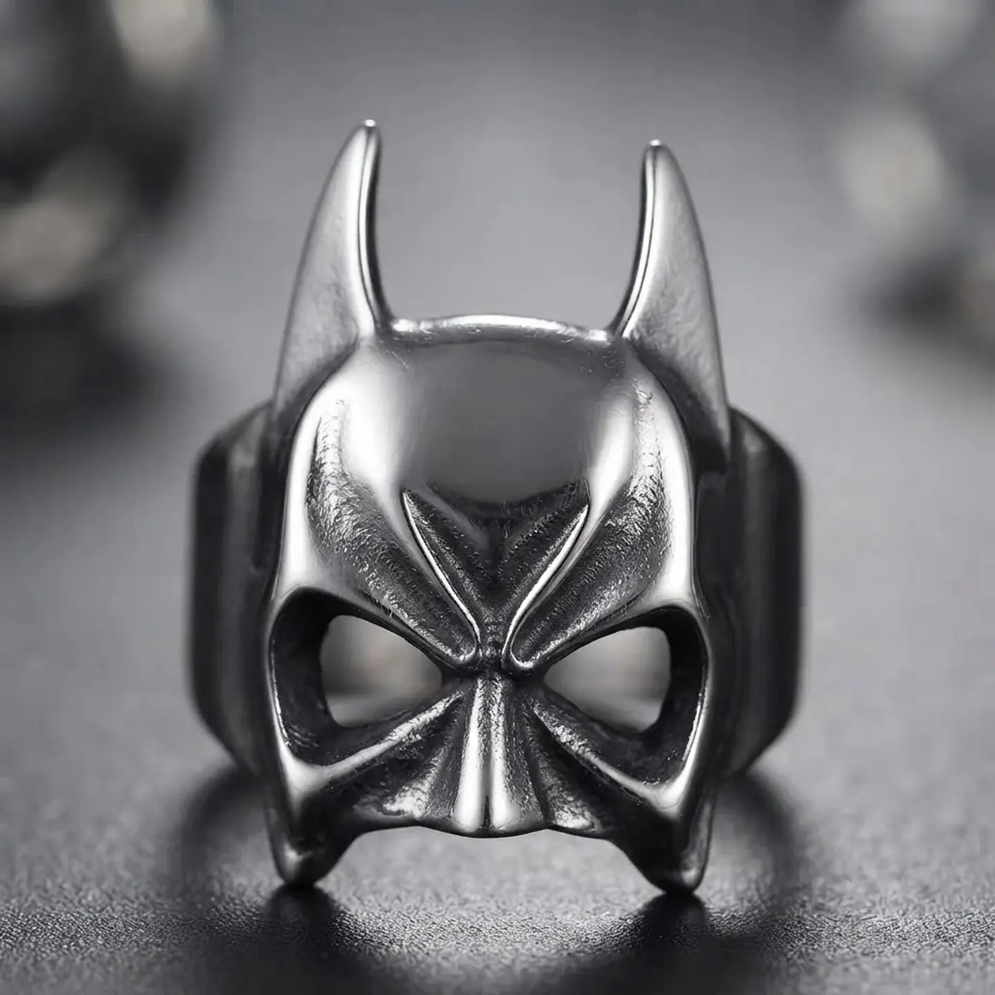 Anillo en Acero para hombre mascara Batman Murcielago 2
