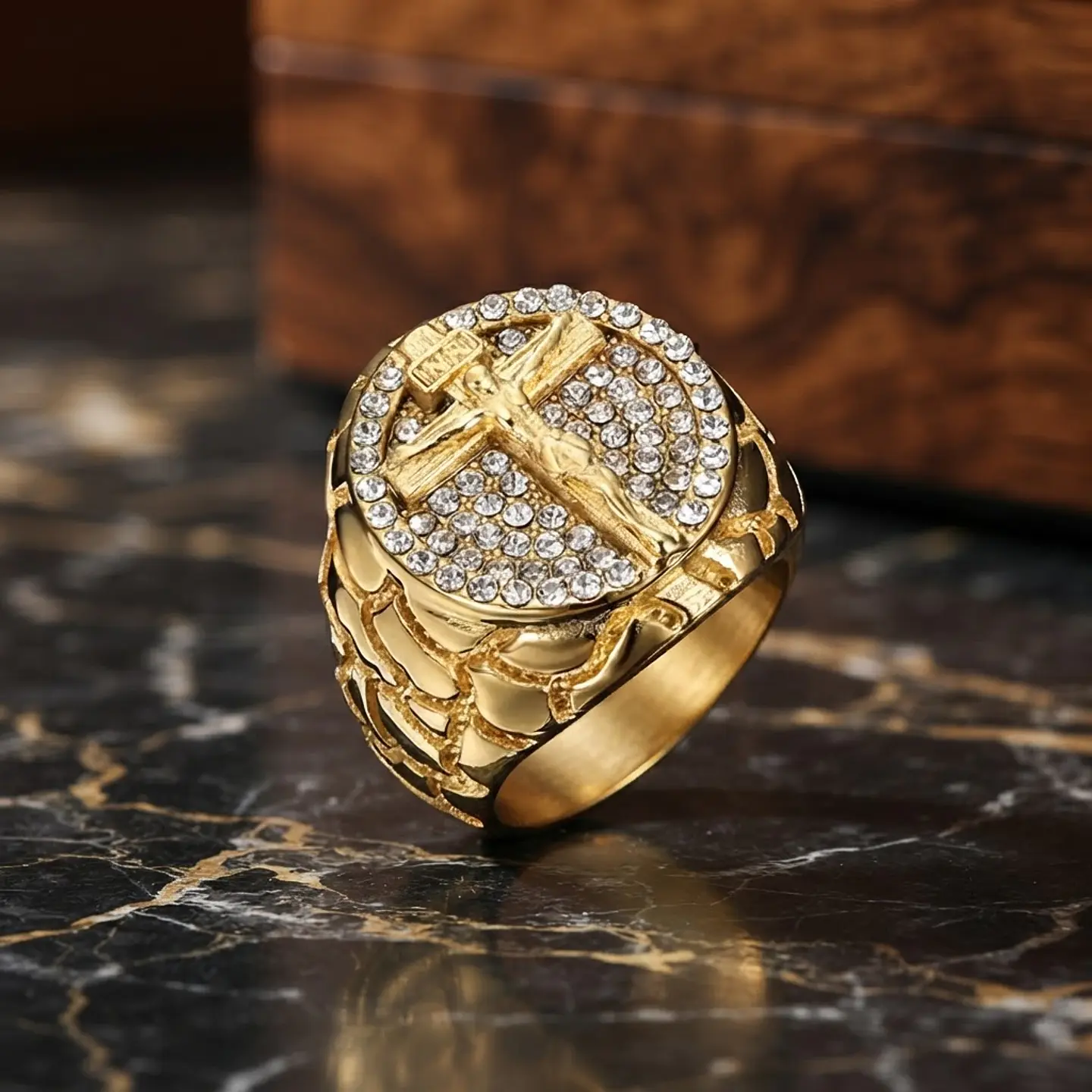 Anillo Para Hombre Cruz Jesús Hip Hop De Acero Color Oro 6
