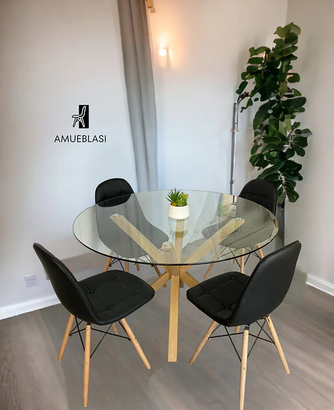 Comedor Redondo Vidrio Madrid con Sillas Buckle