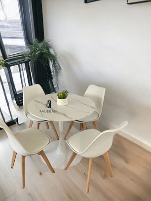 Comedor Mesa Redonda Tulip Cuarzo Blanco + Sillas Tulip