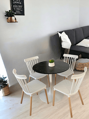 Comedor Mesa Redonda Tulip Cuarzo Negro + Sillas Windsor