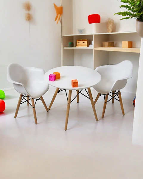 Set Infantil Eames 2 Sitiales y Mesa Blanca