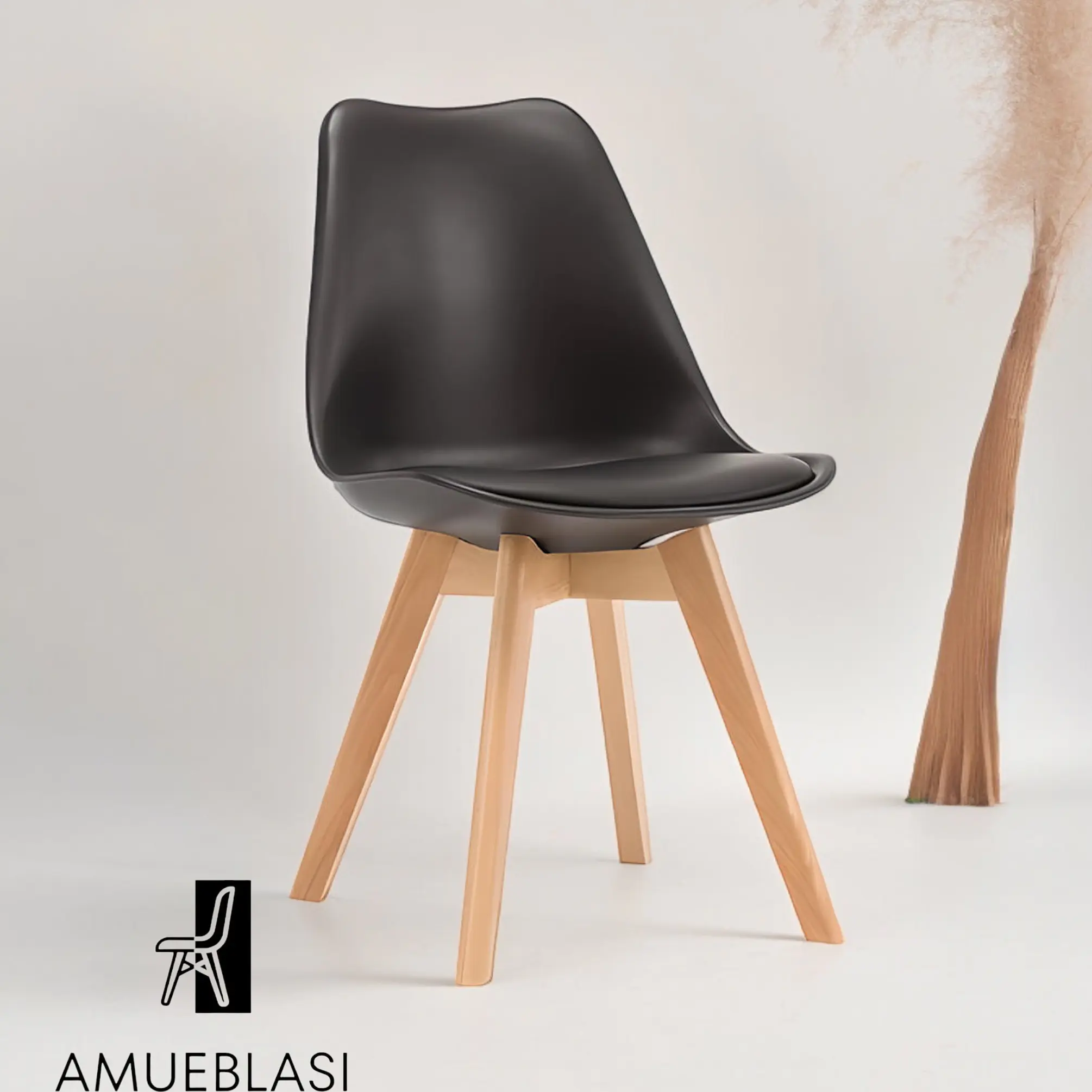 Silla Tulip 4