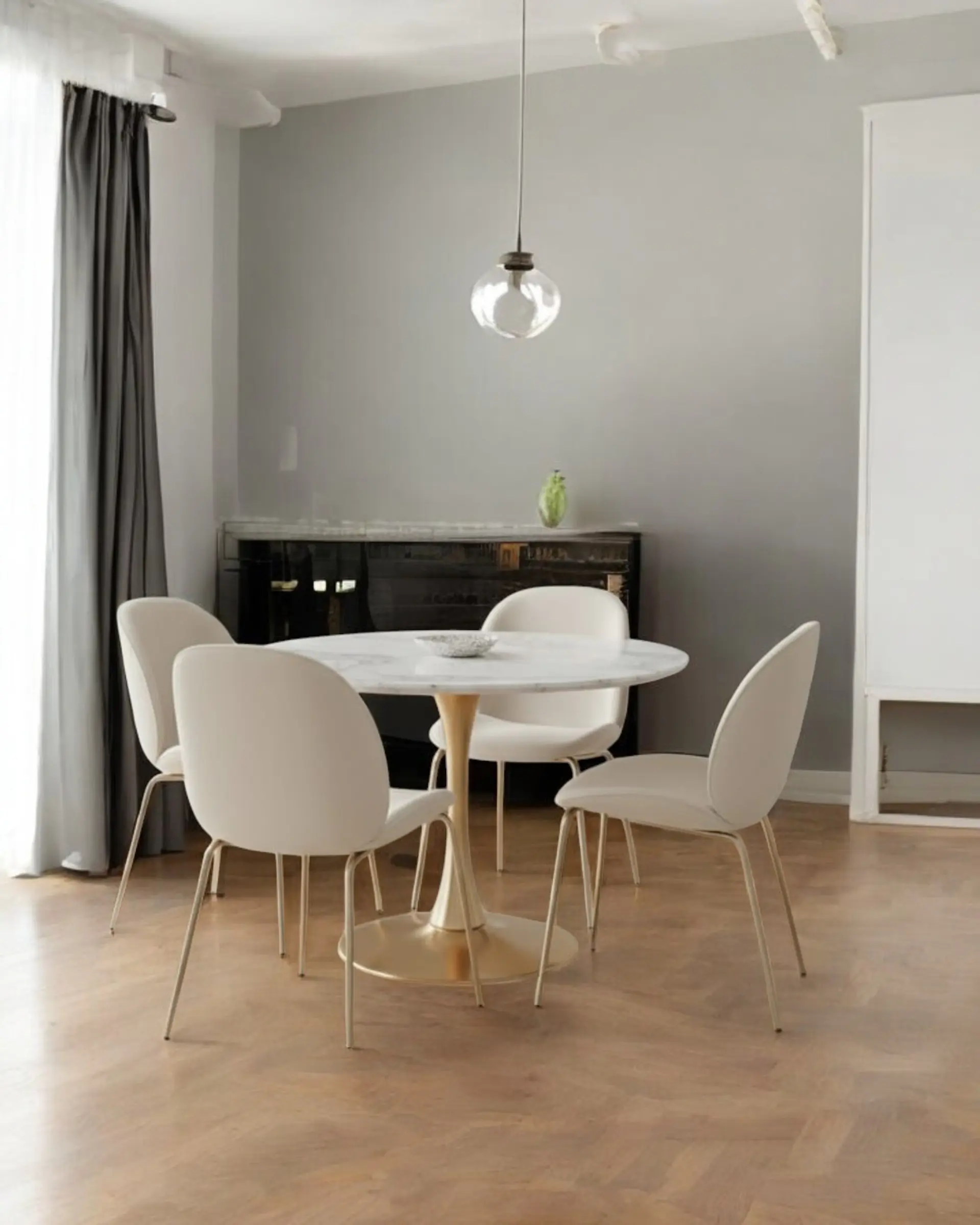 Comedor Redondo Tulip Golden con Sillas Siena  1