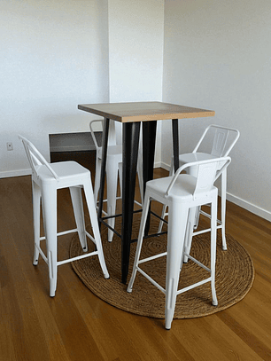 Mesa Bar Tolix + 4 Taburetes Tolix con Respaldo 77 cm