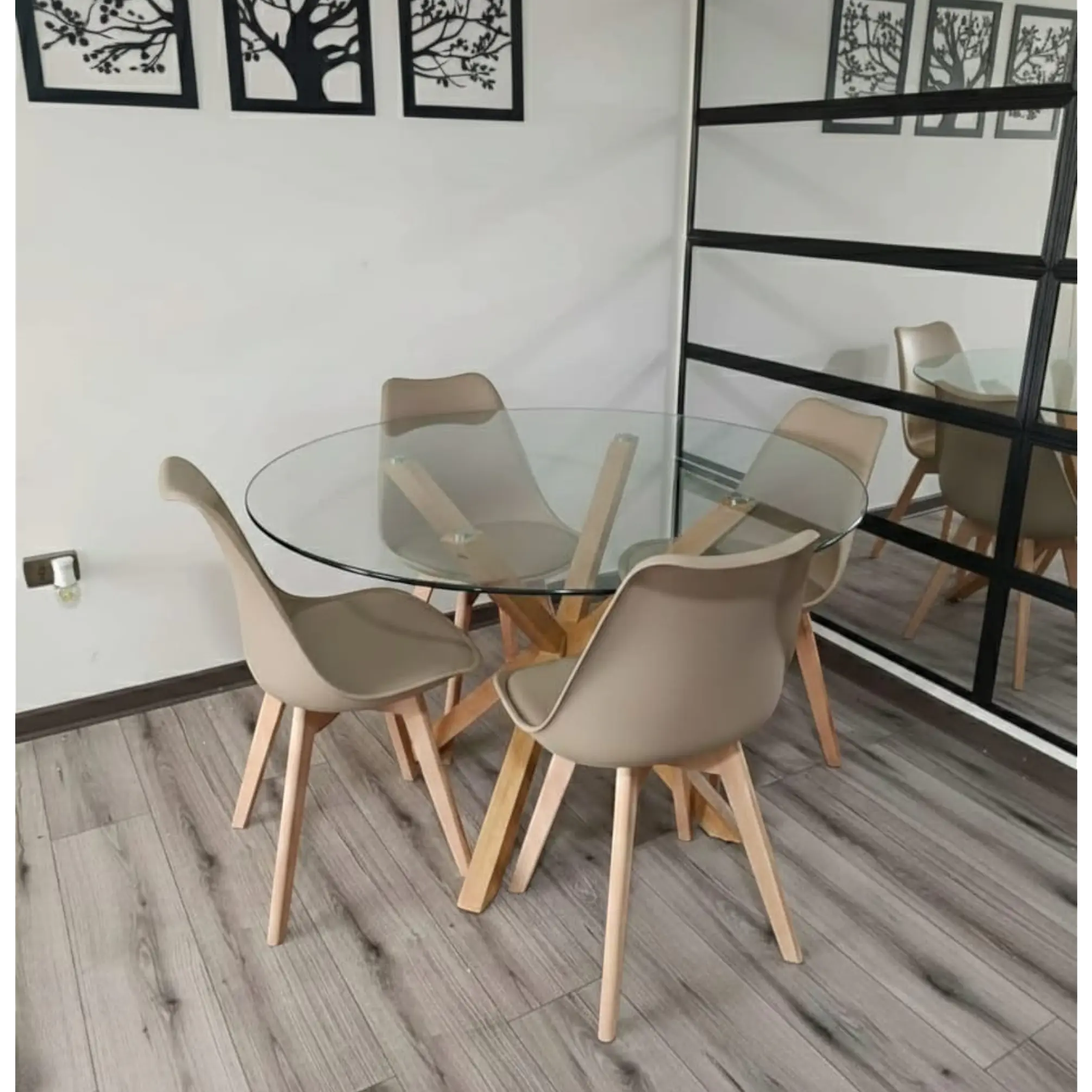 Comedor Redondo Vidrio 4 ó 6 Sillas Tulip – Mesa Madrid 6