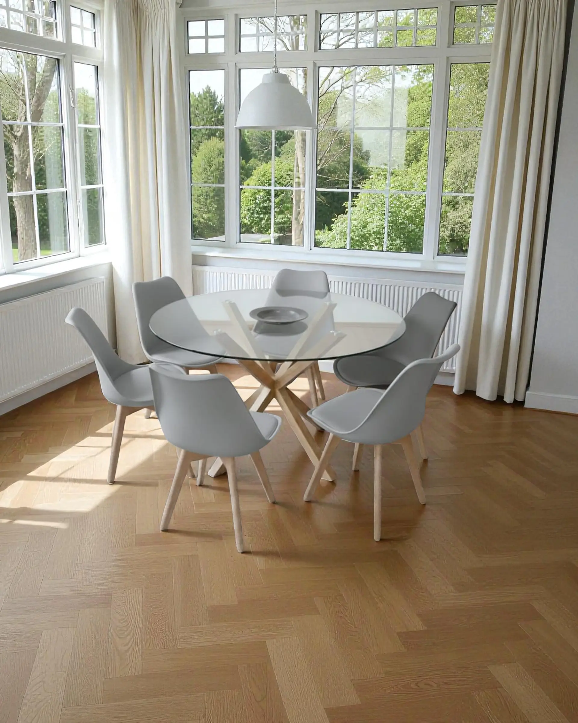 Comedor Redondo Vidrio Madrid con Sillas Tulip 8