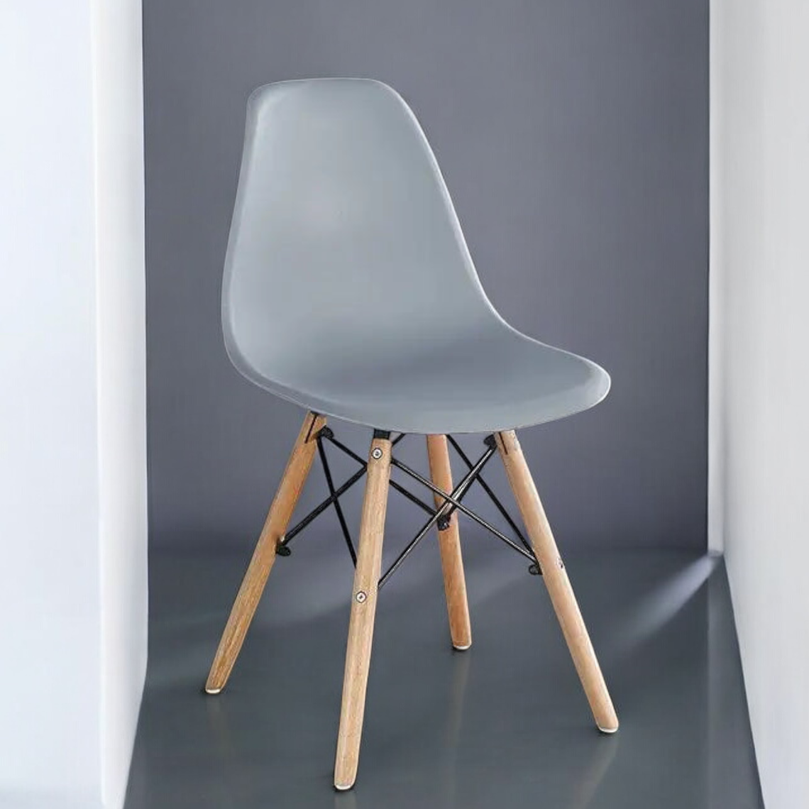 Silla Eames 2