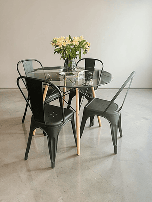 Comedor Mesa Redonda Vidrio Eames + Sillas Tolix