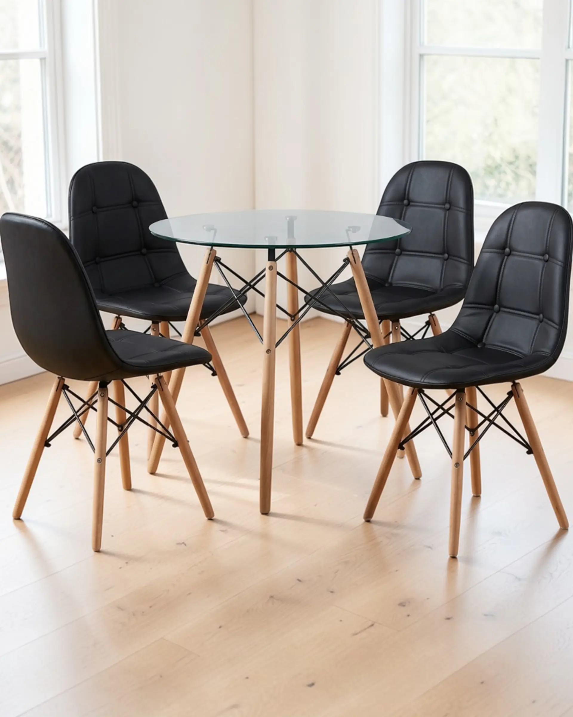 Comedor Redondo Vidrio Eames con Sillas Buckle 5