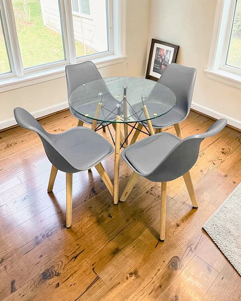 Comedor Redondo Vidrio Eames con Sillas Tulip