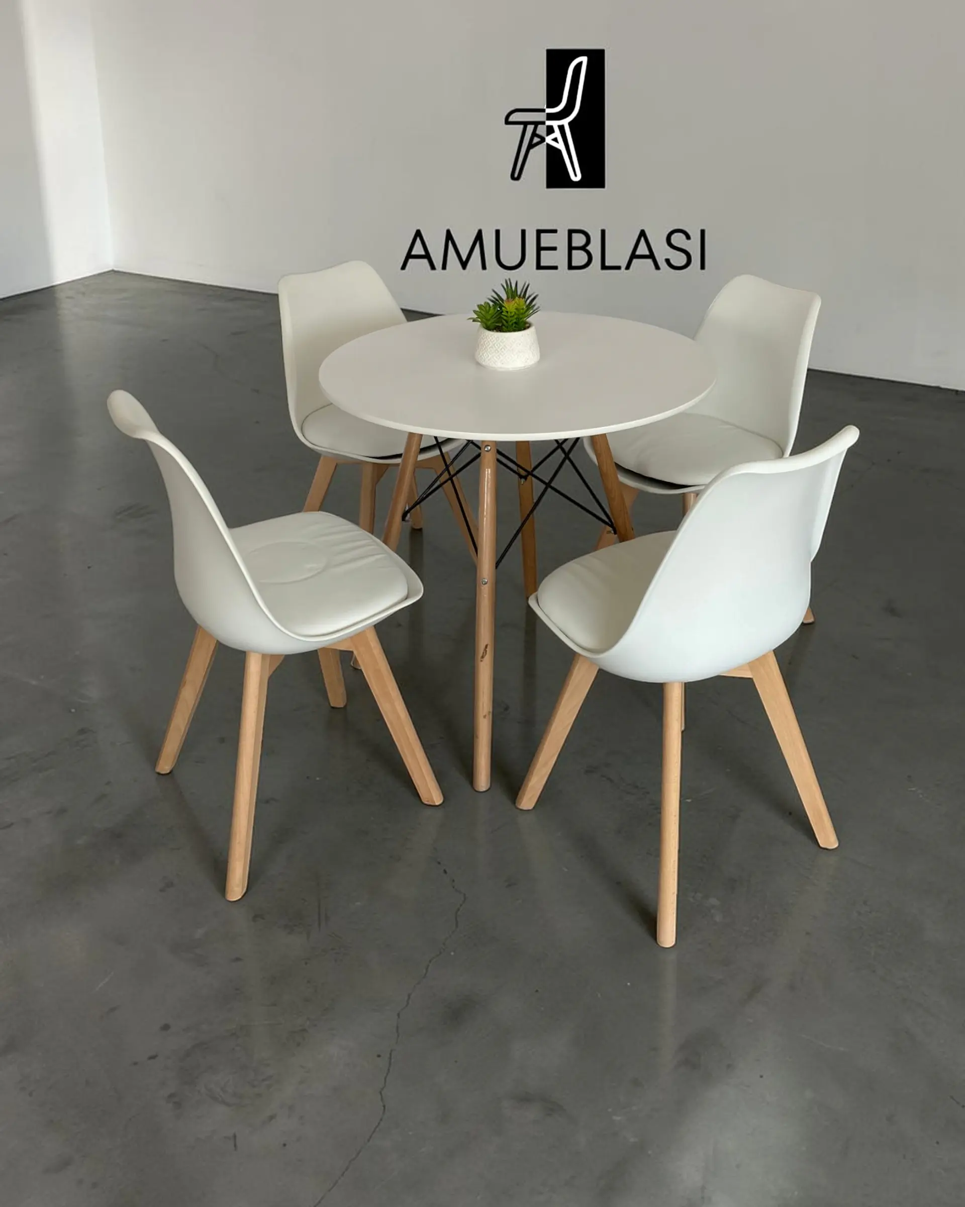 Comedor Redondo Melamina Eames con Sillas Tulip 3