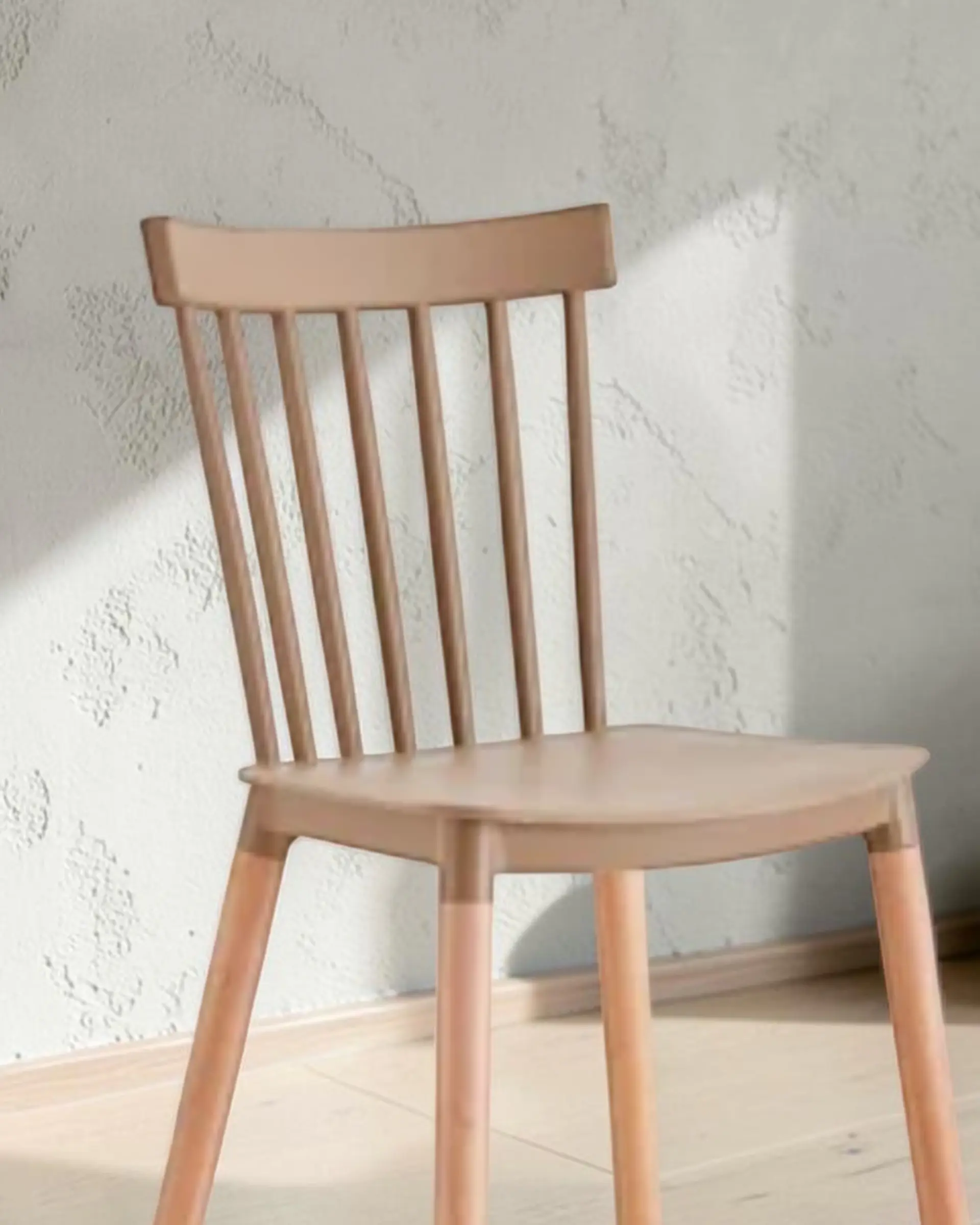 Silla Windsor Polipropileno con Patas de Madera 2