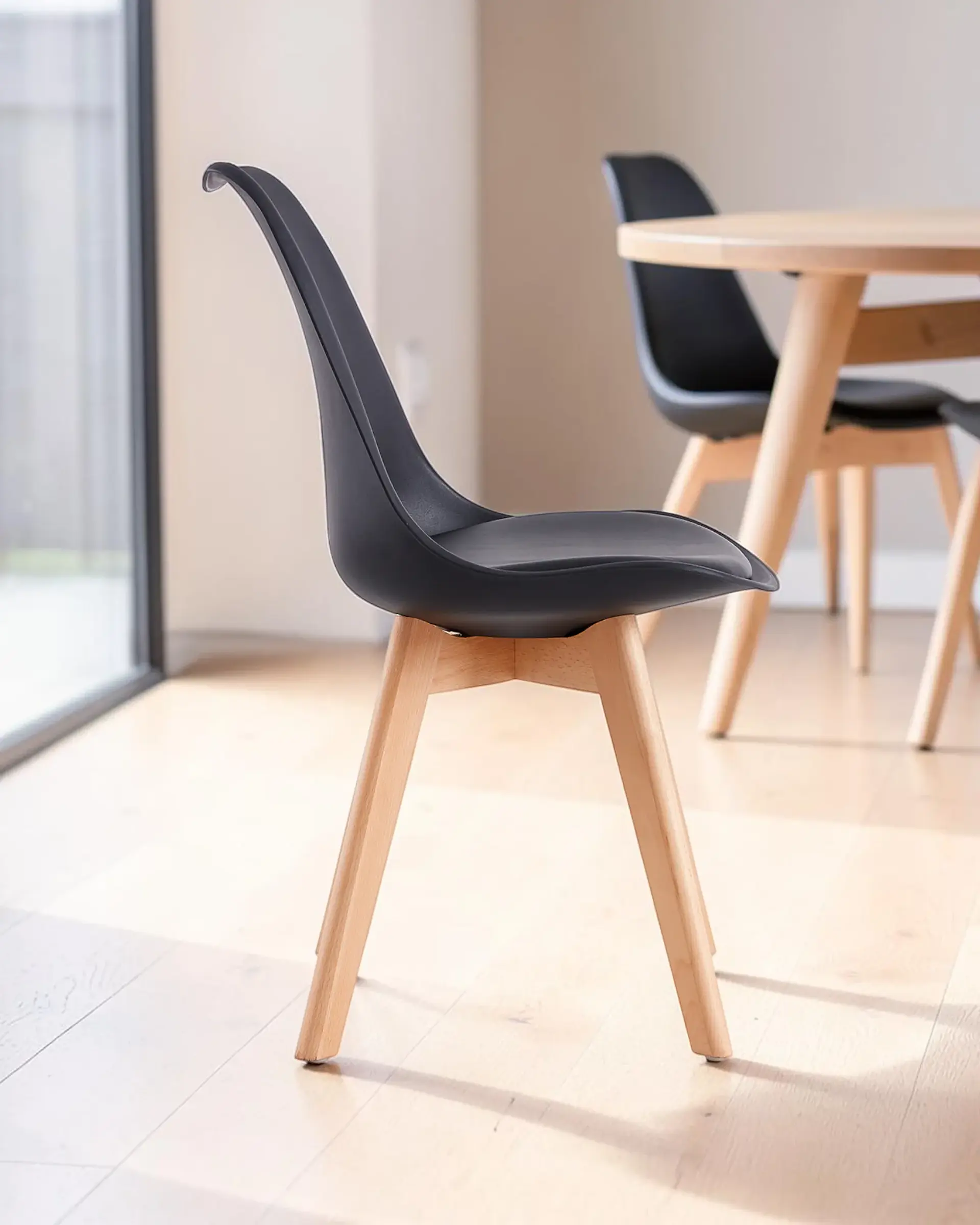 Silla Tulip 3