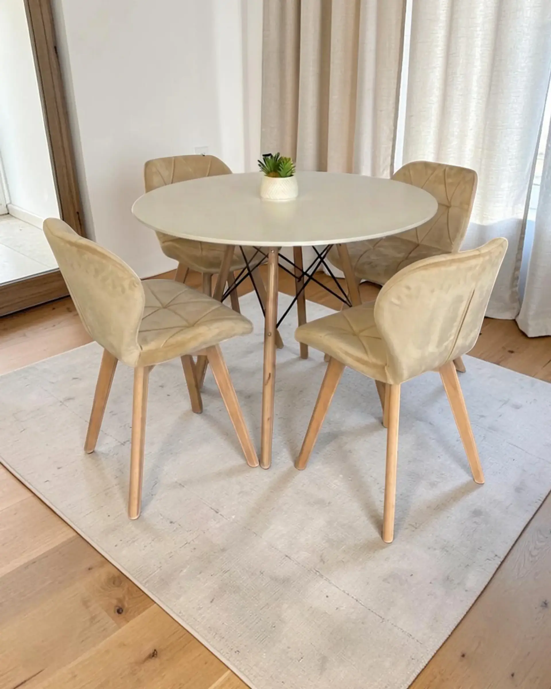 Comedor Redondo Melamina Eames con Sillas Radar Velvet 5