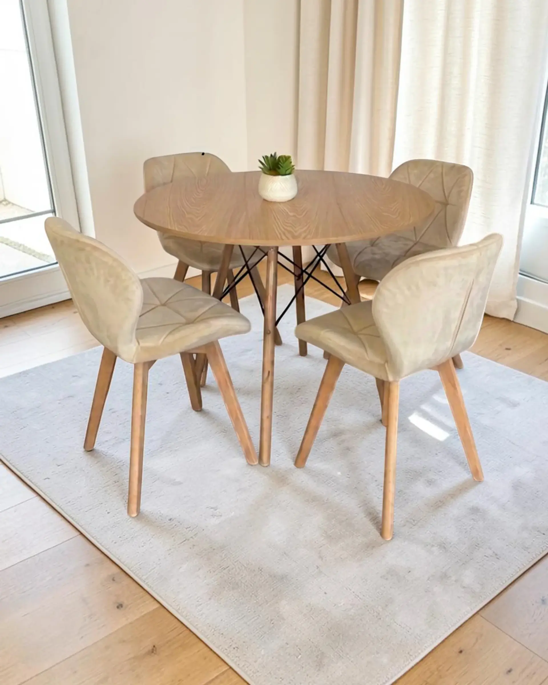 Comedor Redondo Melamina Eames con Sillas Radar Velvet 13